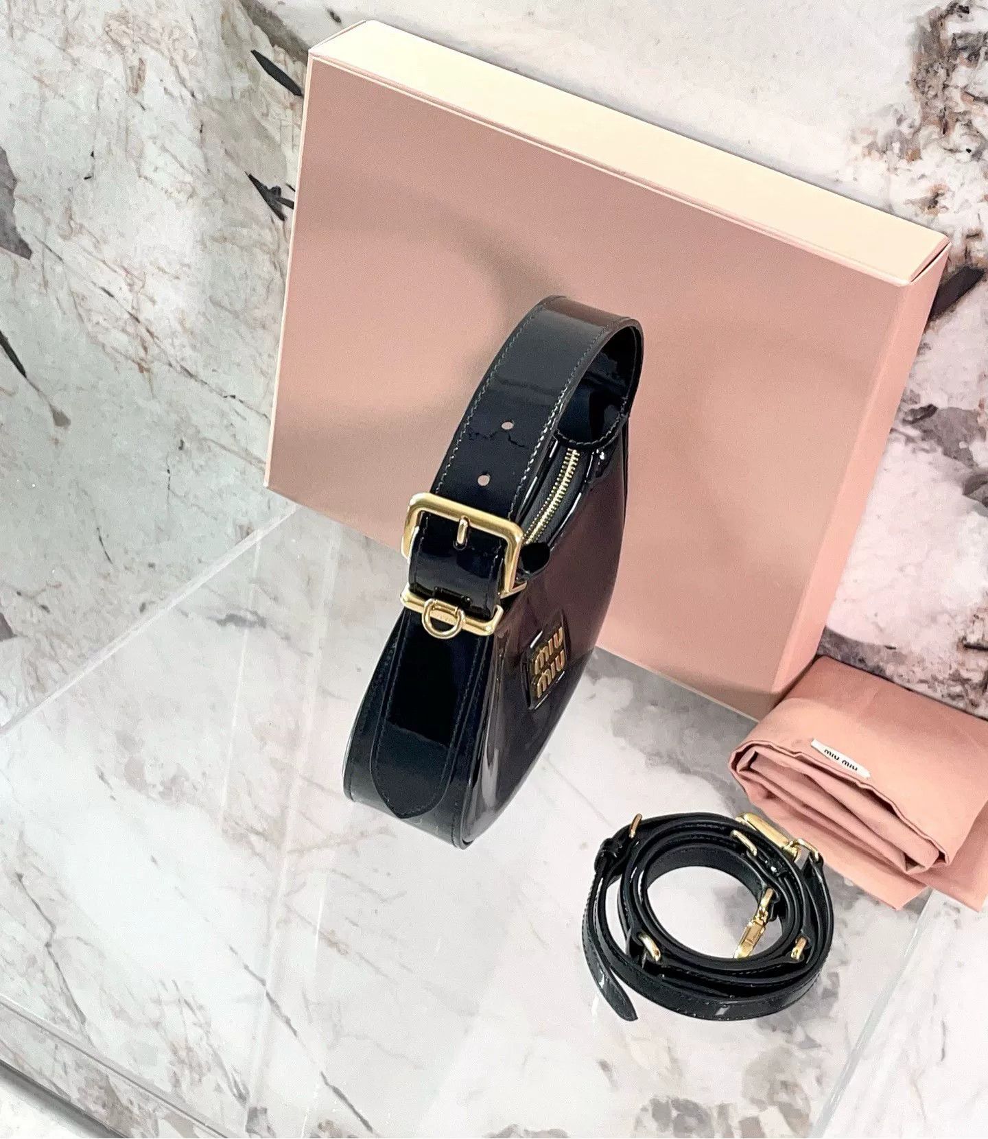 Miu Miu Pre-loved Bag Very good condition Size ONE SIZE - 9 Thumbnail