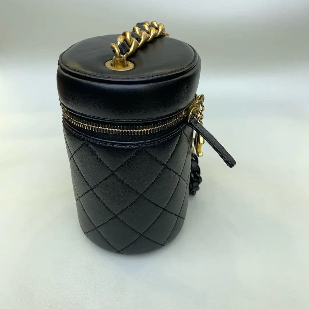 Chanel Pre-loved Bag Very good condition Size ONE SIZE - 2 Thumbnail