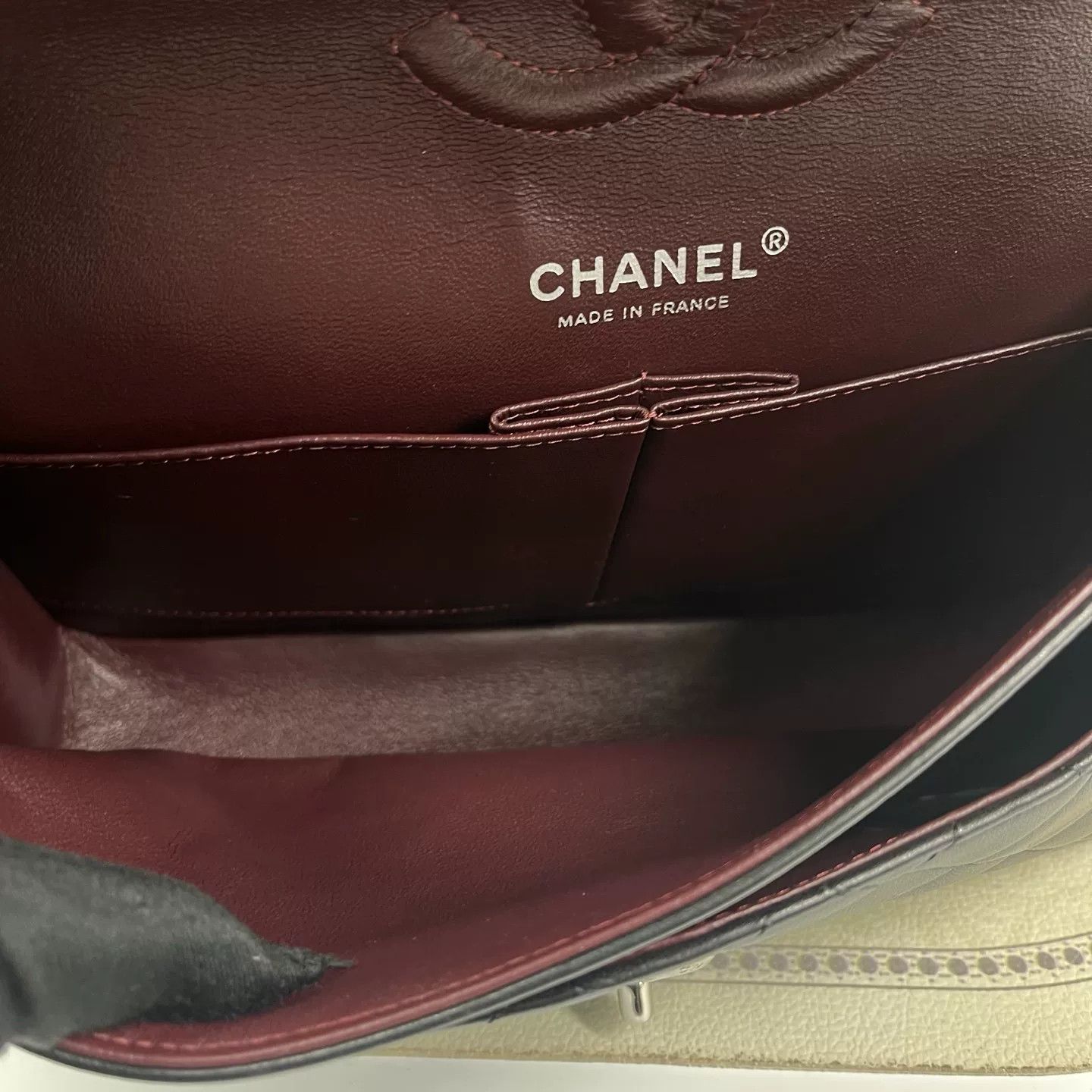 Chanel Pre-loved Bag Very good condition Size ONE SIZE - 4 Thumbnail