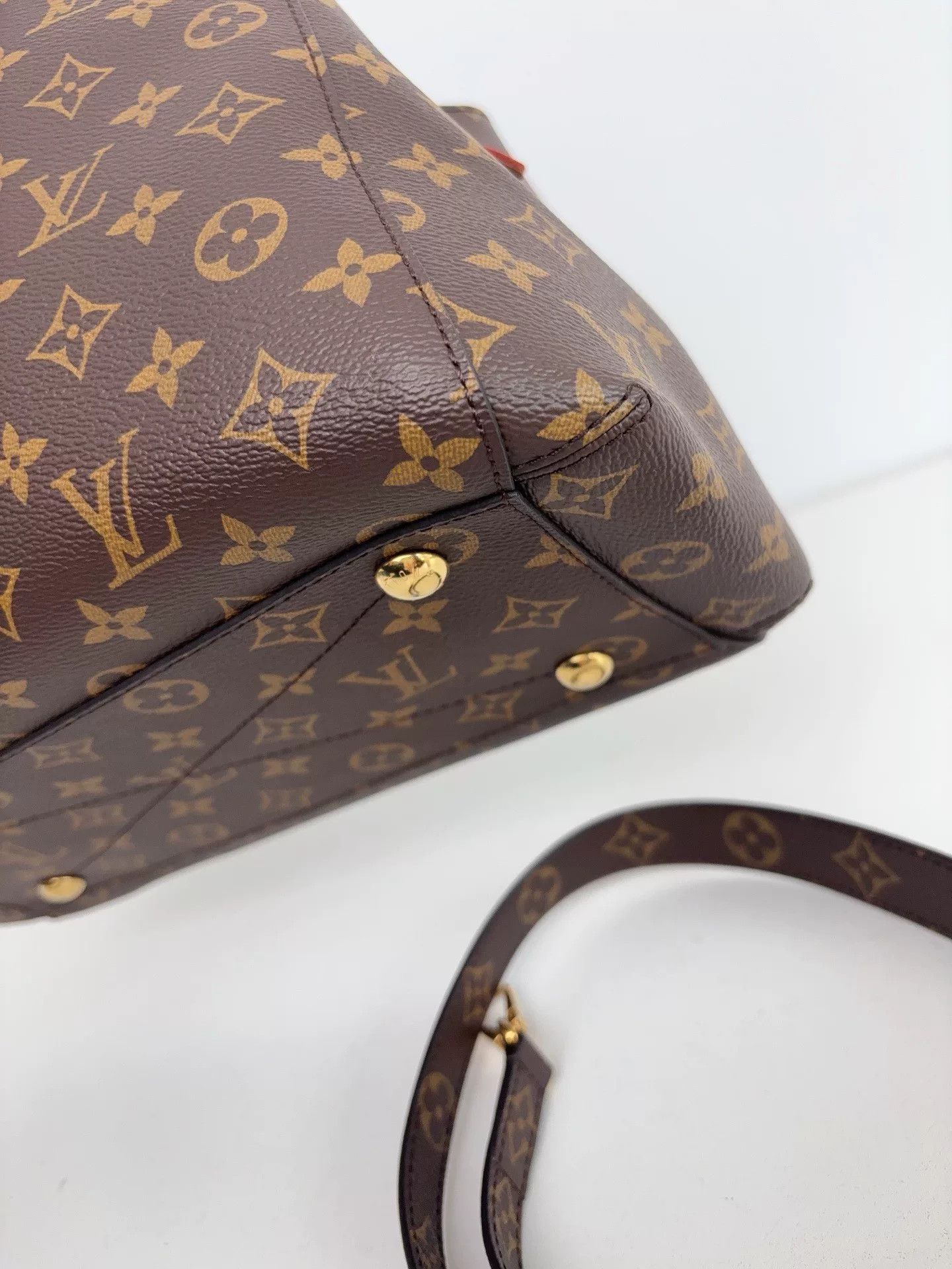 Louis Vuitton Pre-loved Bag Very good condition Size ONE SIZE - 9 Thumbnail