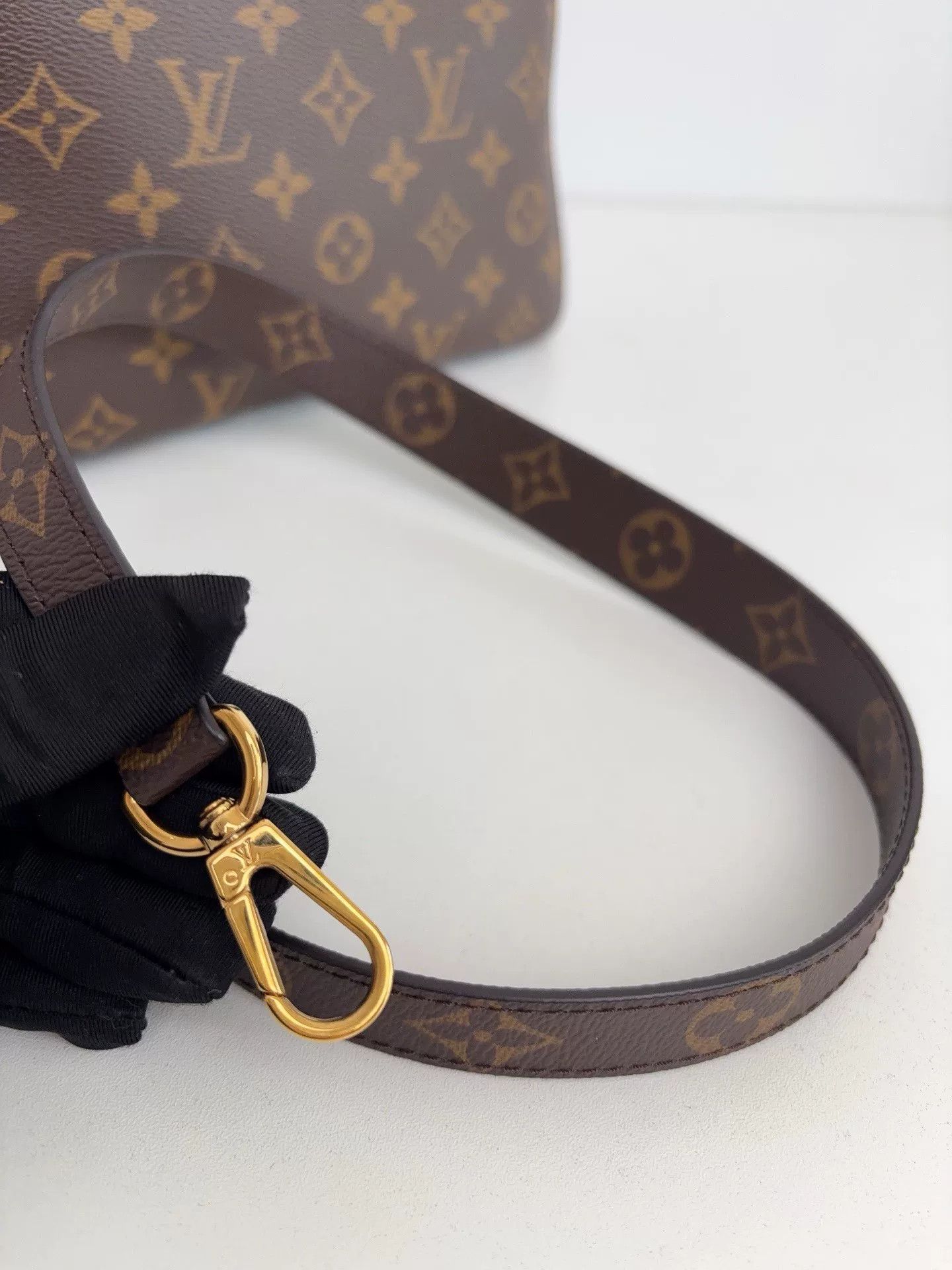 Louis Vuitton Pre-loved Bag Very good condition Size ONE SIZE - 6 Thumbnail