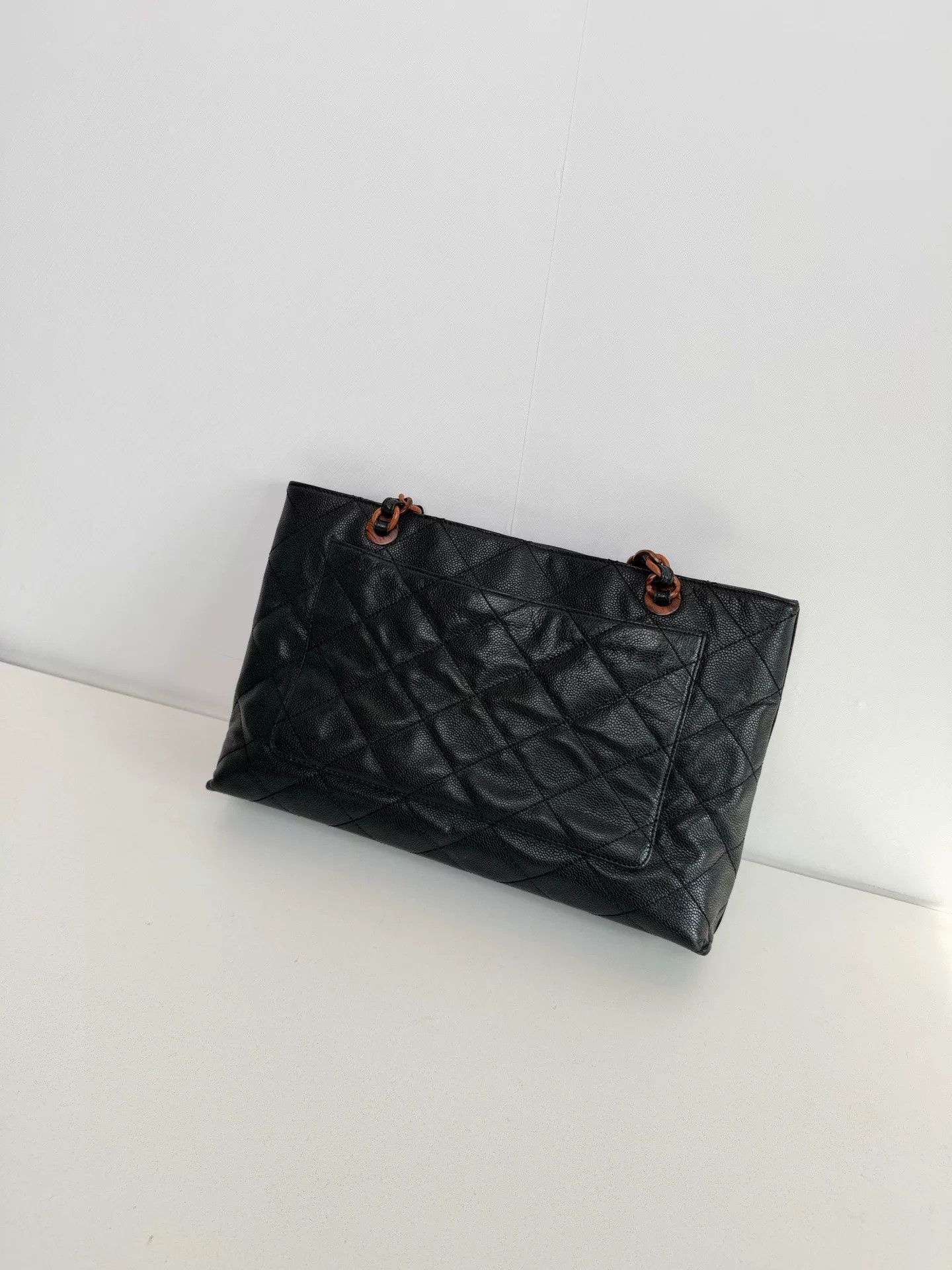 Chanel Pre-loved Bag Very good condition Size ONE SIZE - 3 Thumbnail