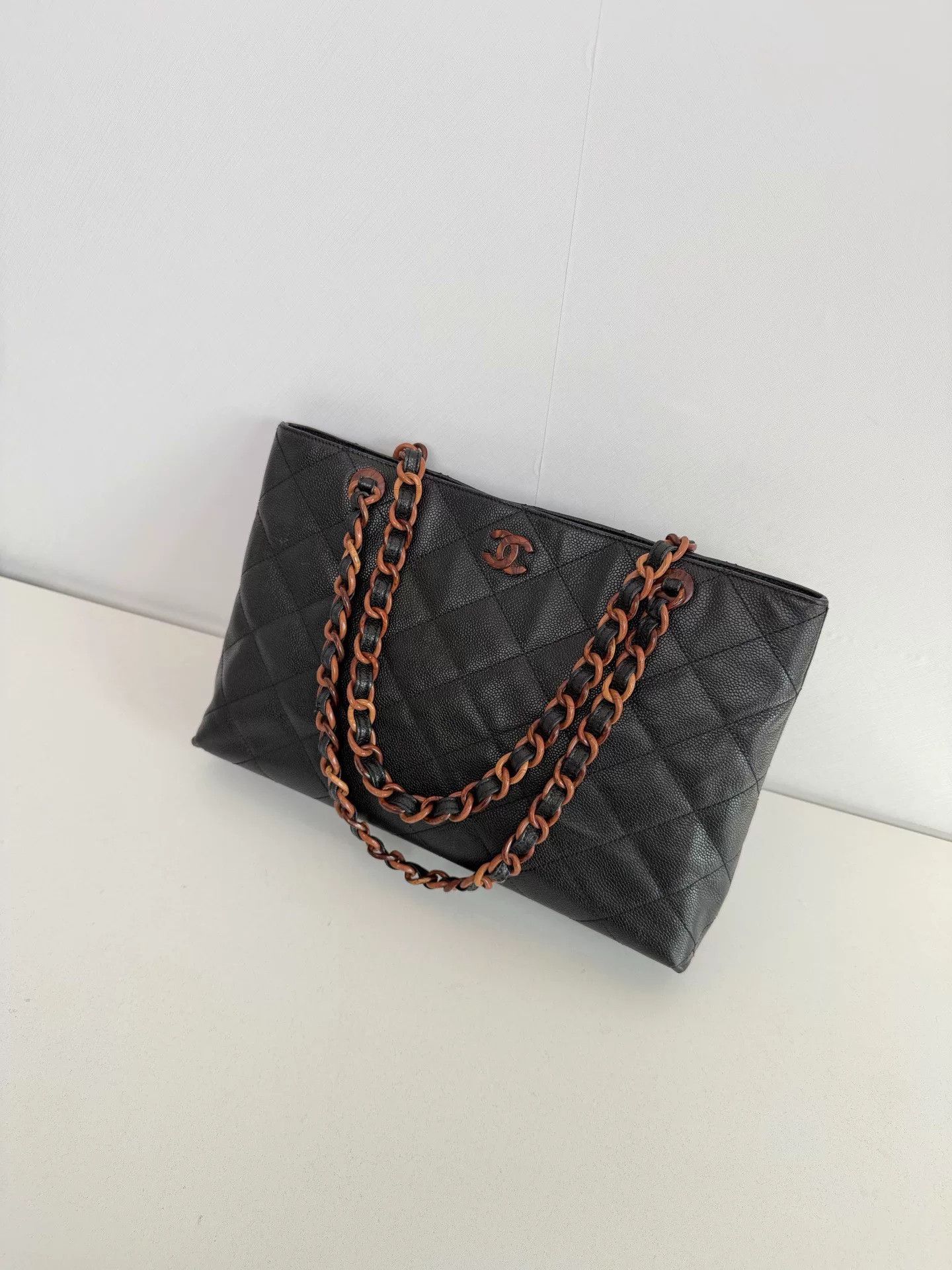 Chanel Pre-loved Bag Very good condition Size ONE SIZE - 2 Thumbnail