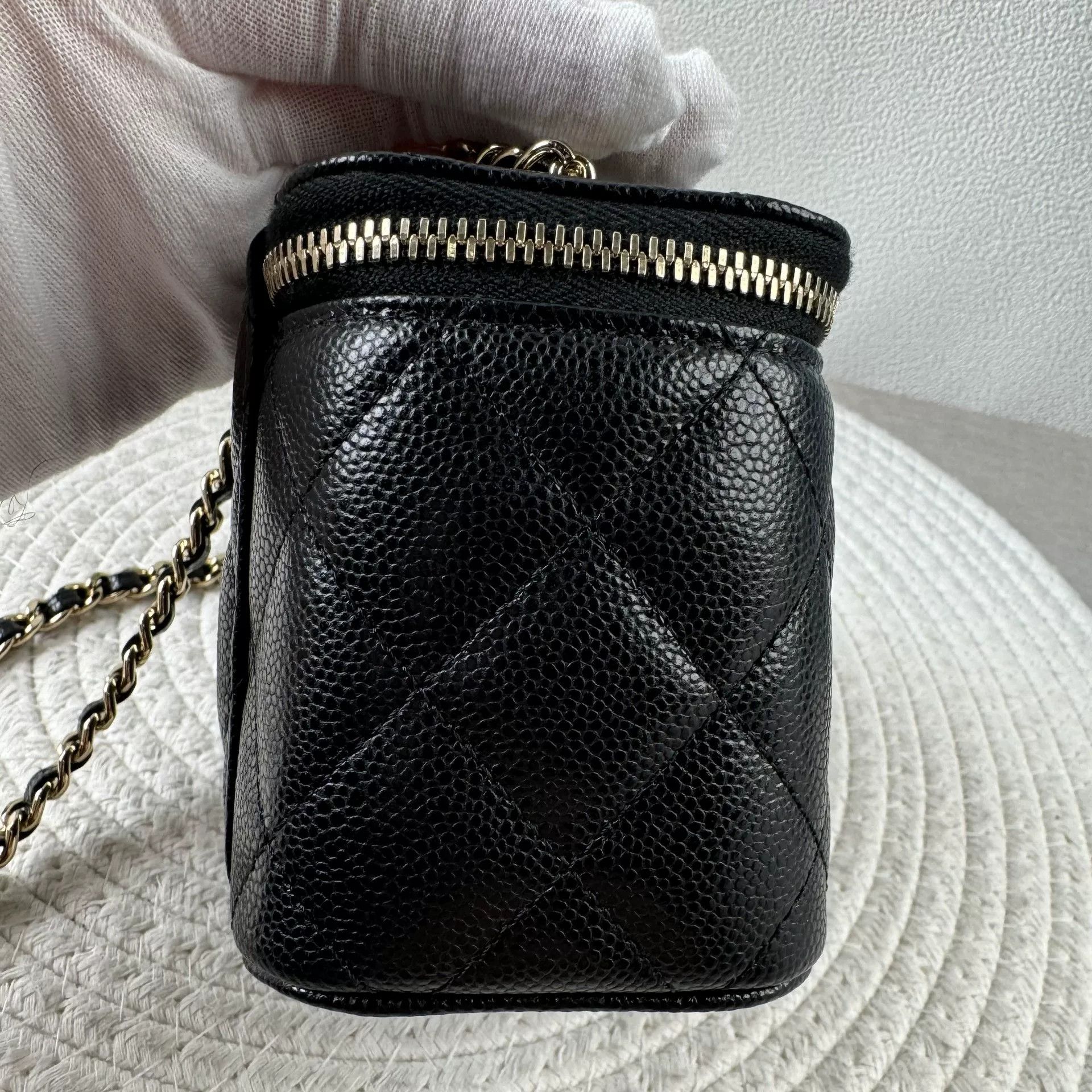 Chanel Pre-loved Bag Very good condition Size ONE SIZE - 6 Thumbnail
