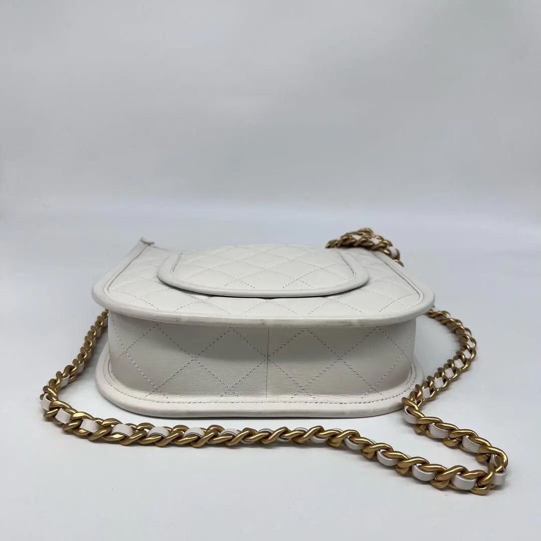 Chanel Pre-loved Bag Very good condition Size ONE SIZE - 5 Thumbnail
