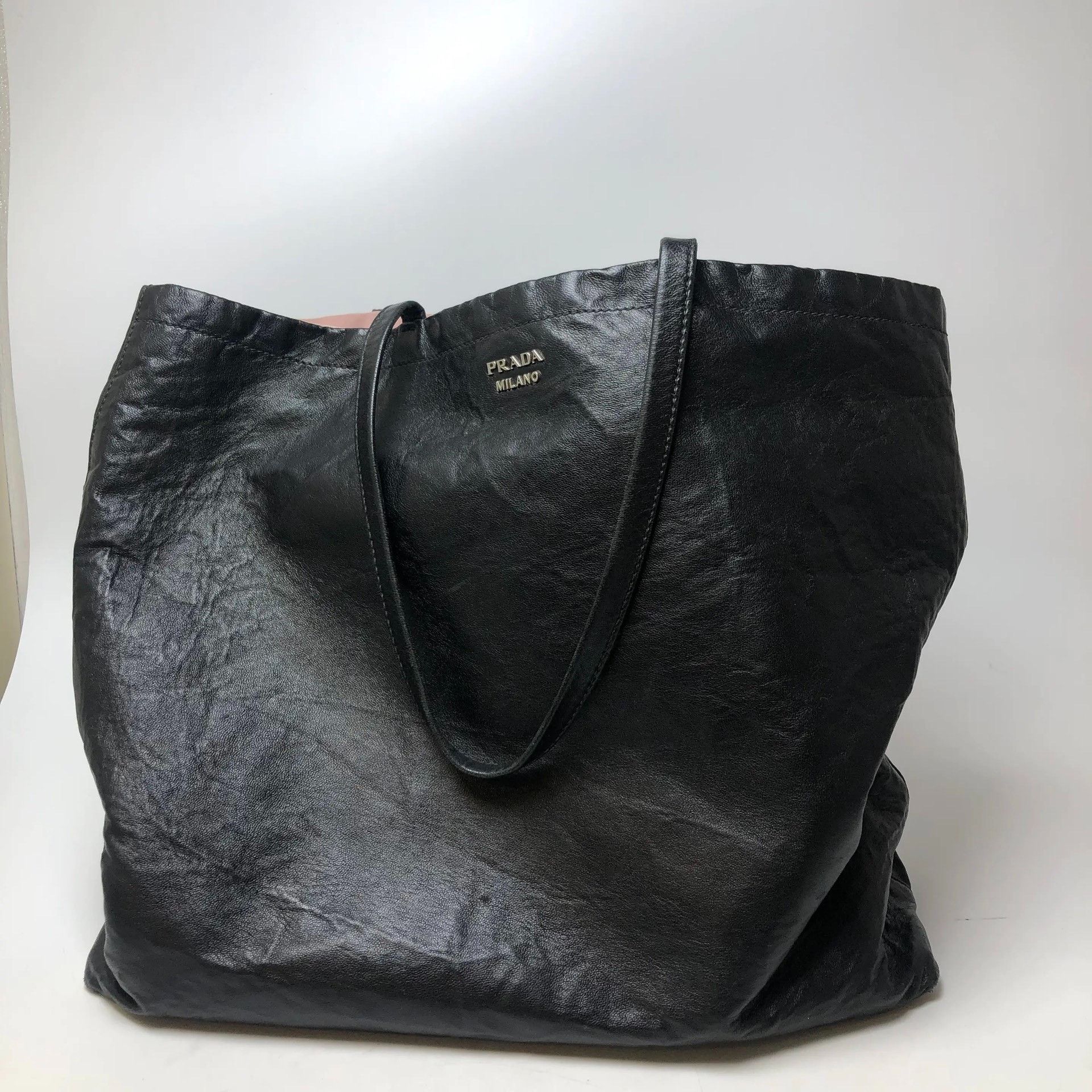 Prada Pre-loved Bag Very good condition Size ONE SIZE - 2 Thumbnail