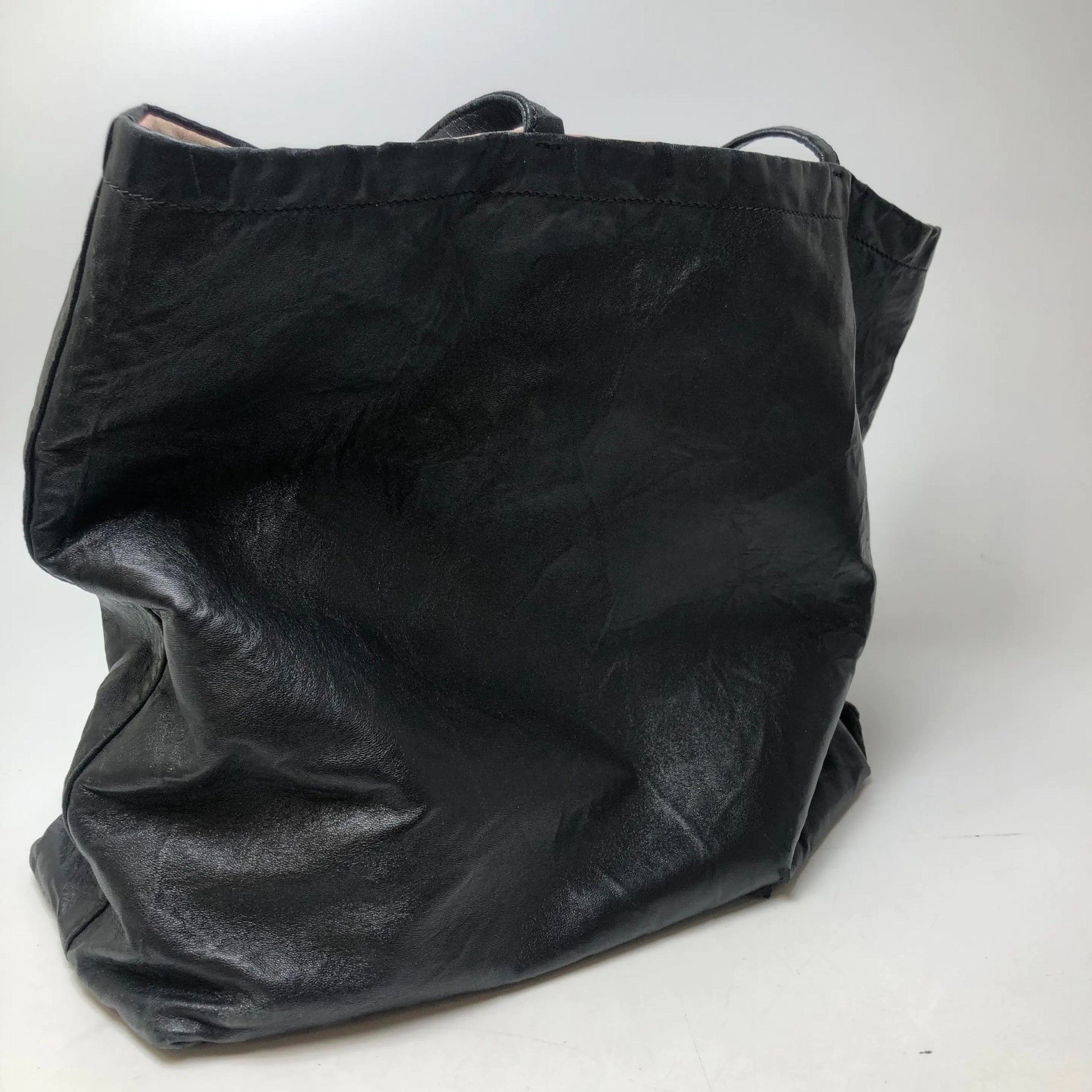Prada Pre-loved Bag Very good condition Size ONE SIZE - 7 Thumbnail