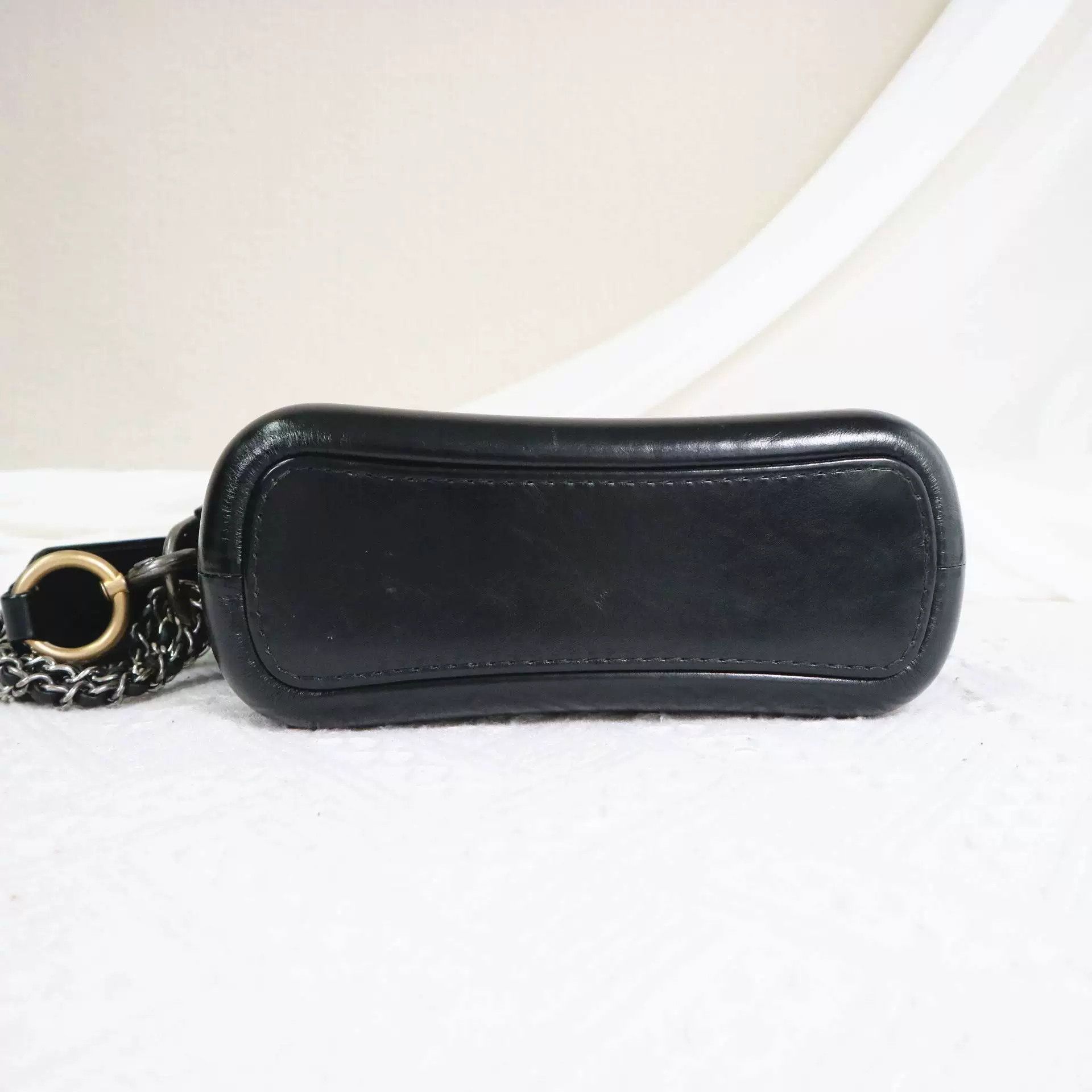 Chanel Pre-loved Bag Very good condition Size ONE SIZE - 5 Thumbnail