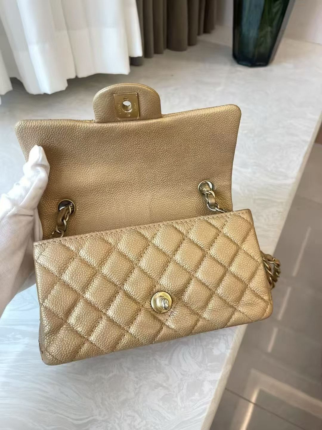 Chanel Pre-loved Bag Very good condition Size ONE SIZE - 7 Thumbnail