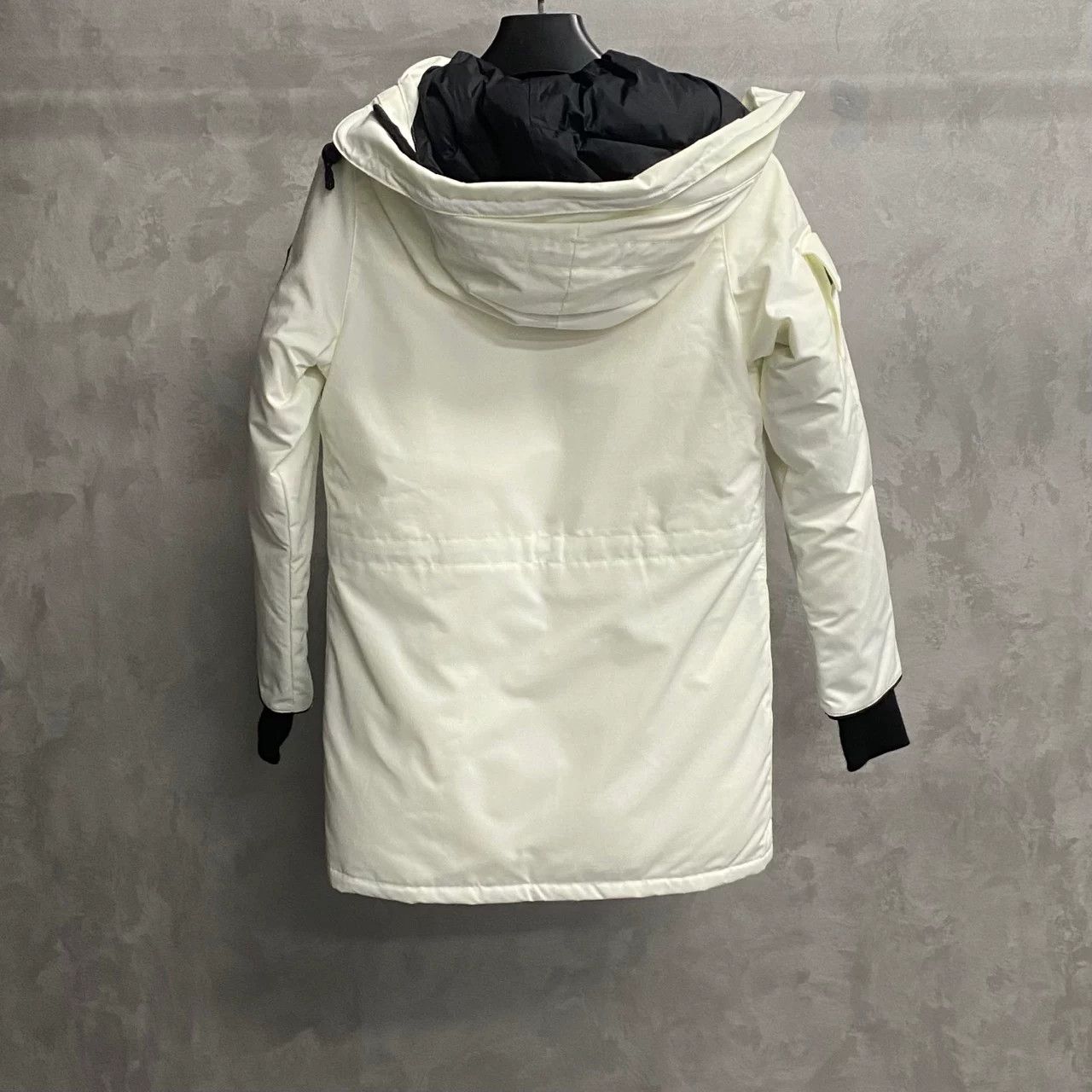 Canada Goose Canada Goose Retro Graphic White Heavy Coat XXS Men Size US XXS / EU 40 - 2 Thumbnail