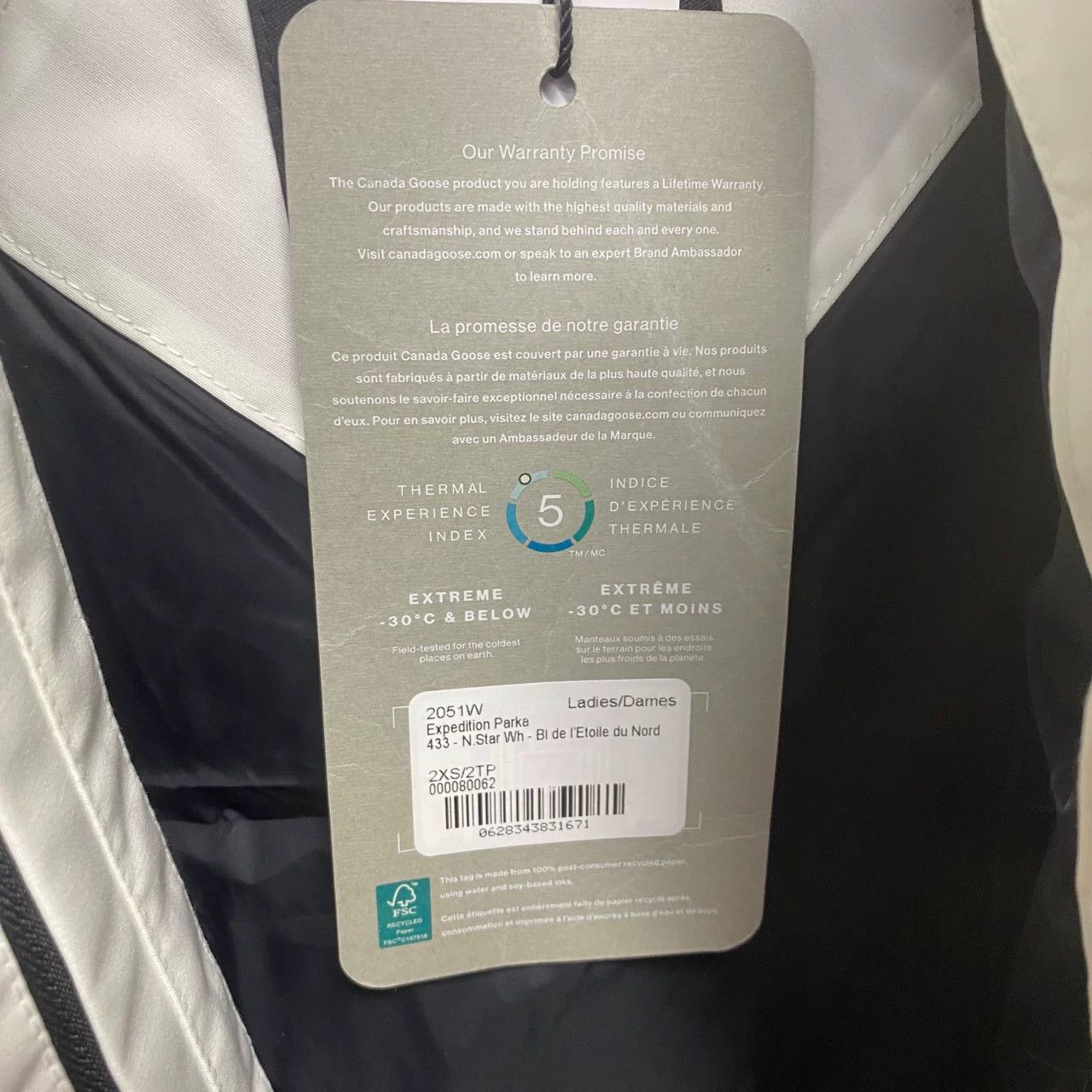 Canada Goose Canada Goose Retro Graphic White Heavy Coat XXS Men Size US XXS / EU 40 - 5 Thumbnail