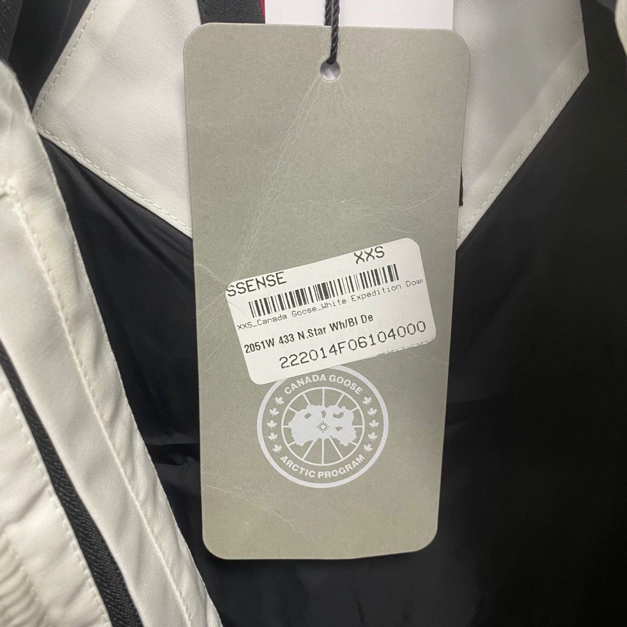 Canada Goose Canada Goose Retro Graphic White Heavy Coat XXS Men Size US XXS / EU 40 - 4 Thumbnail