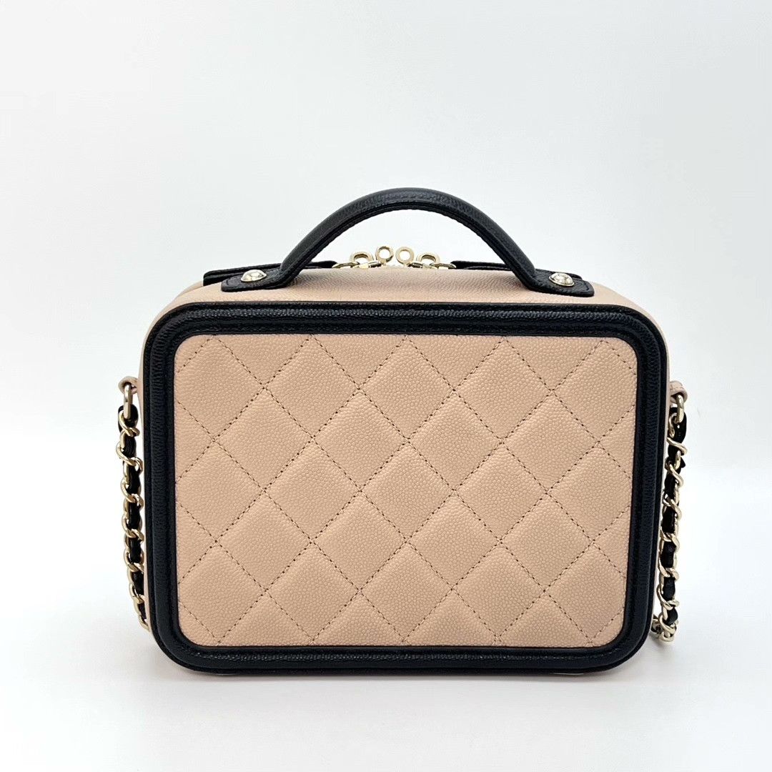 Chanel Pre-loved Bag Very good condition Size ONE SIZE - 2 Thumbnail