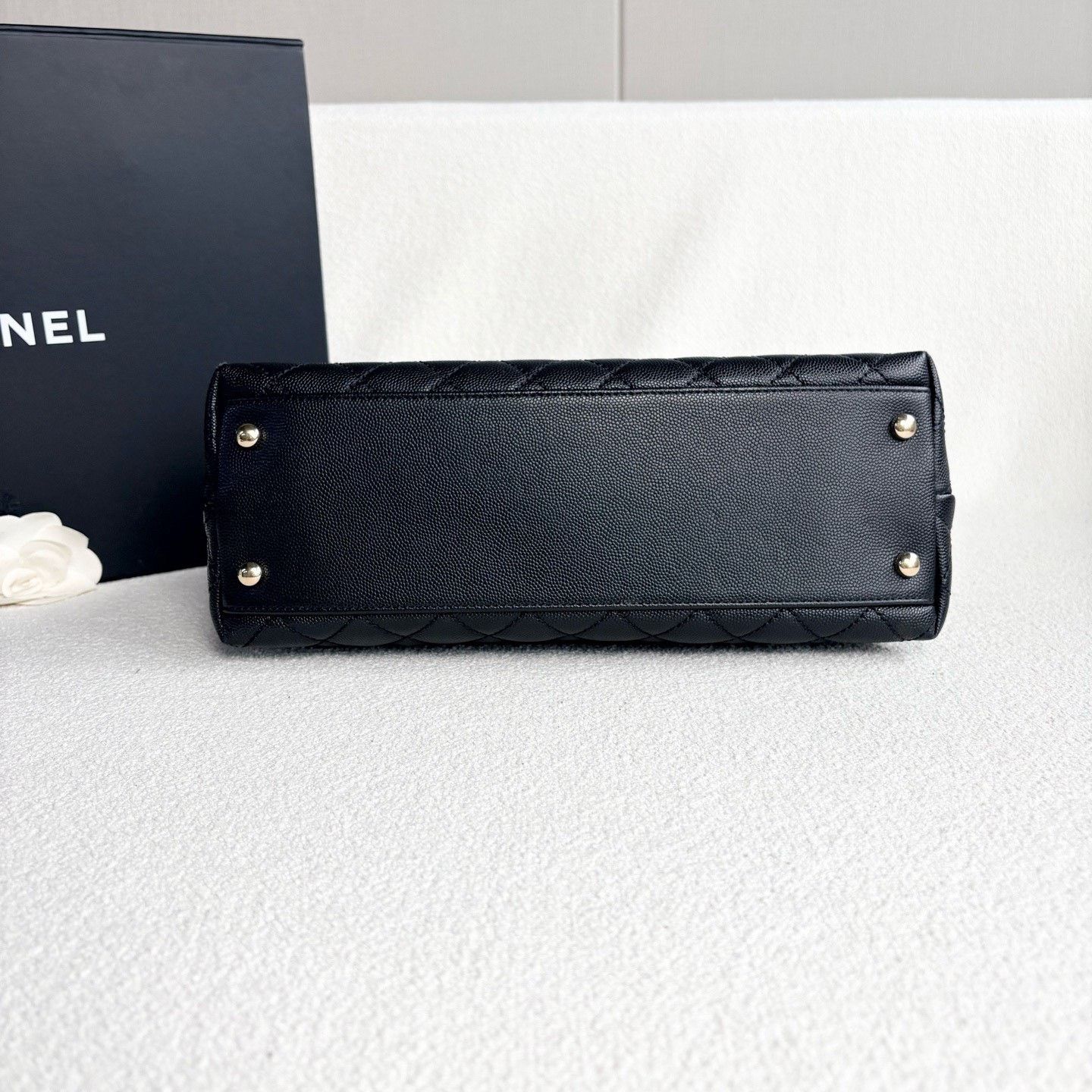 Chanel Pre-loved Bag Very good condition Size ONE SIZE - 5 Thumbnail