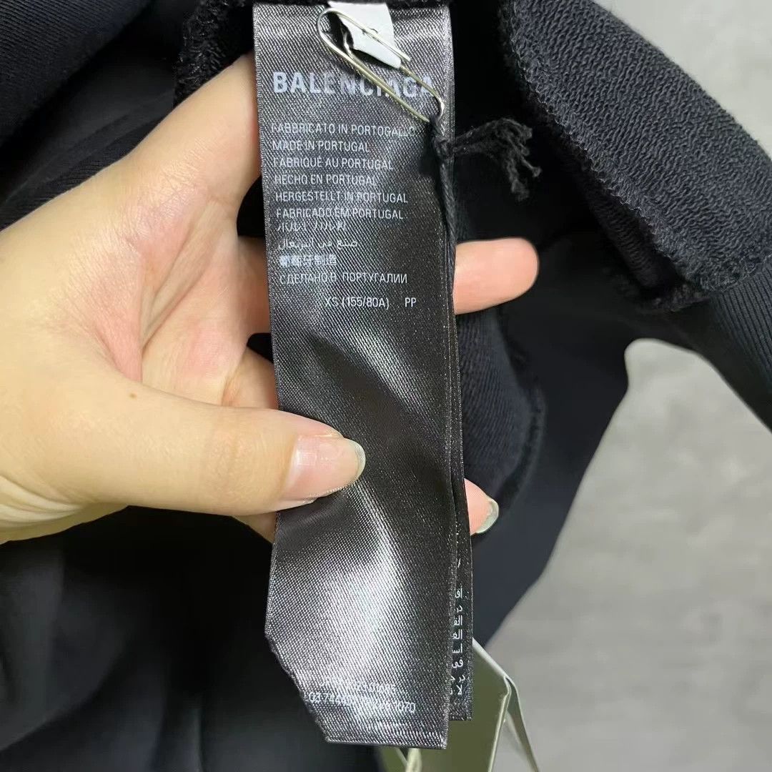Balenciaga Balenciaga Printed Hoodie XS Men Size US XS / EU 42 / 0 - 3 Thumbnail