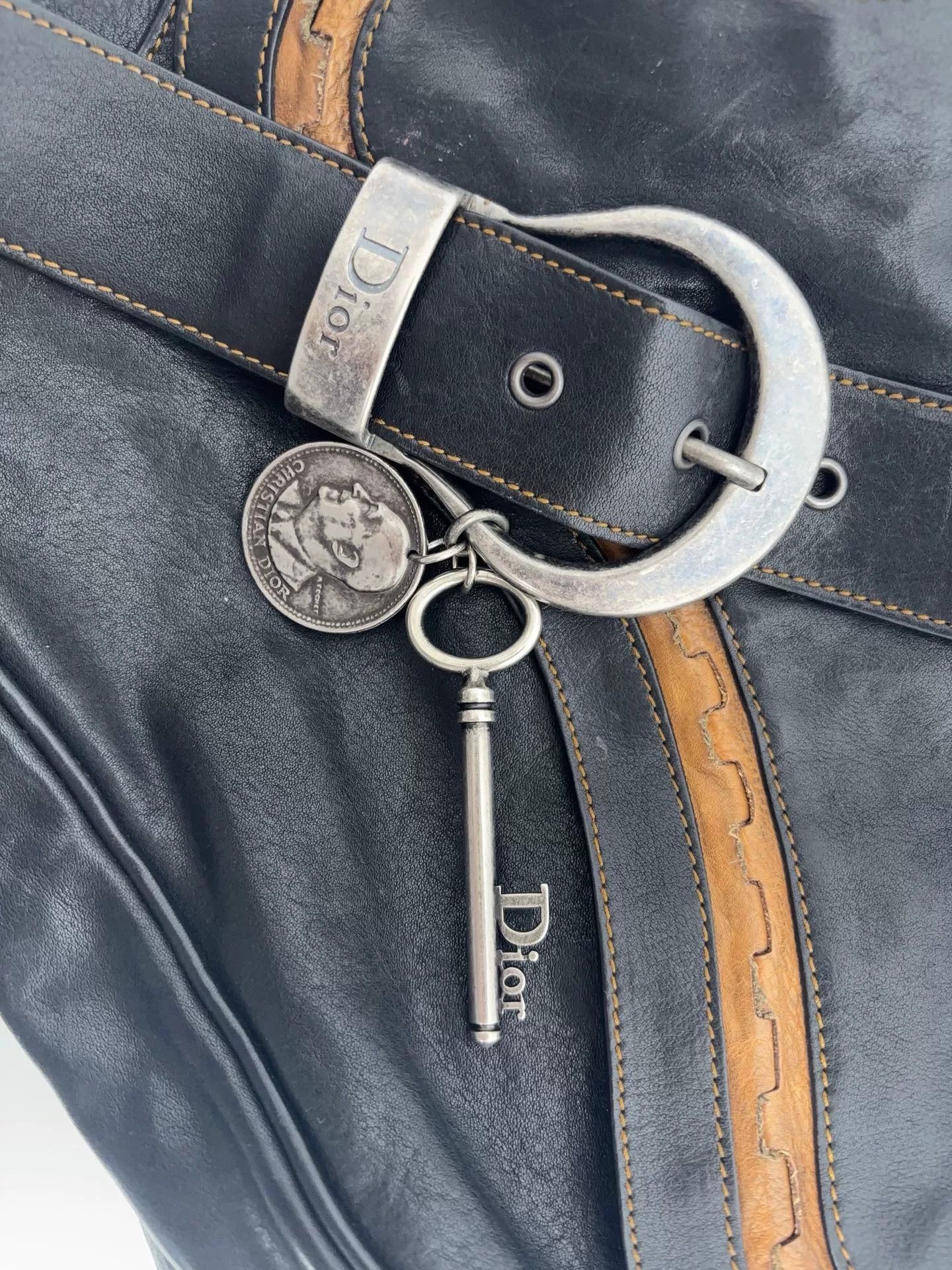 Dior Pre-loved Bag Very good condition Size ONE SIZE - 9 Thumbnail