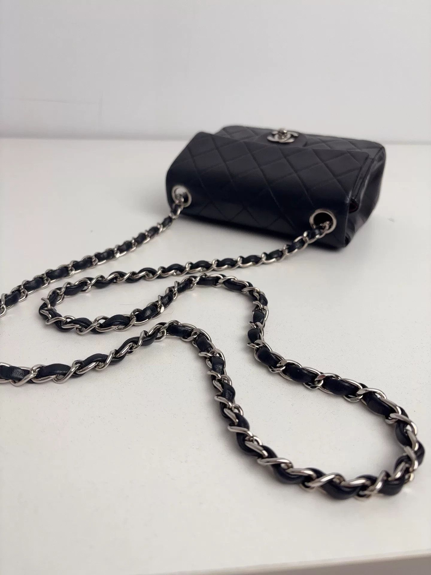 Chanel Pre-loved Bag Very good condition Size ONE SIZE - 9 Thumbnail