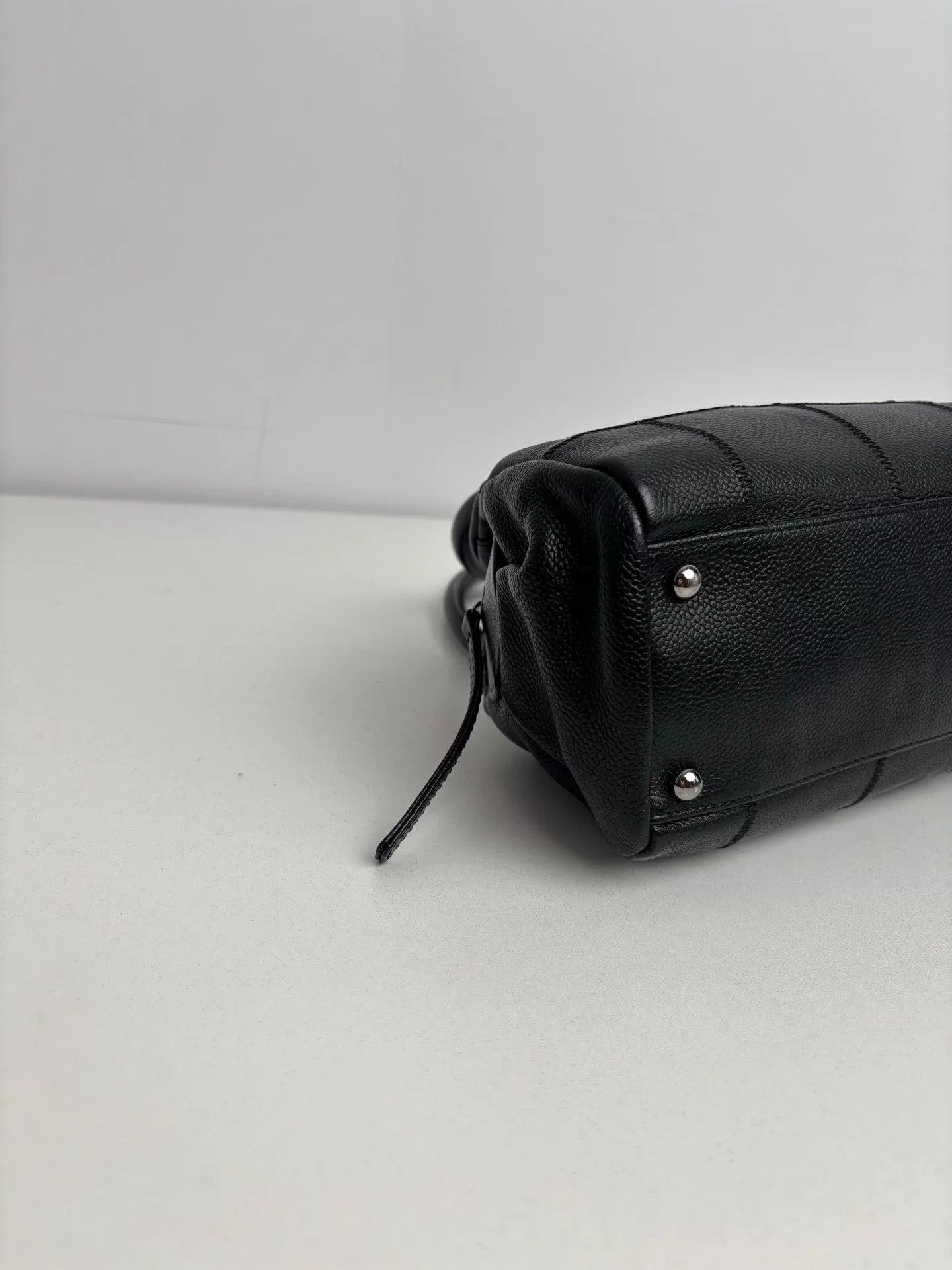 Chanel Pre-loved Bag Very good condition Size ONE SIZE - 6 Thumbnail