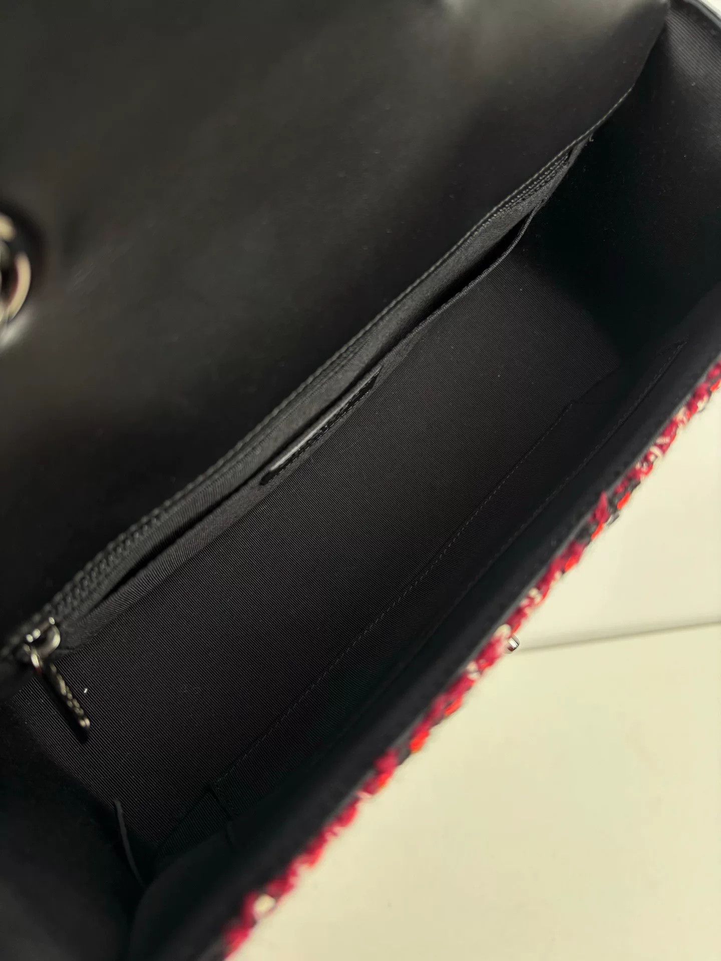 Chanel Pre-loved Bag Very good condition Size ONE SIZE - 6 Thumbnail