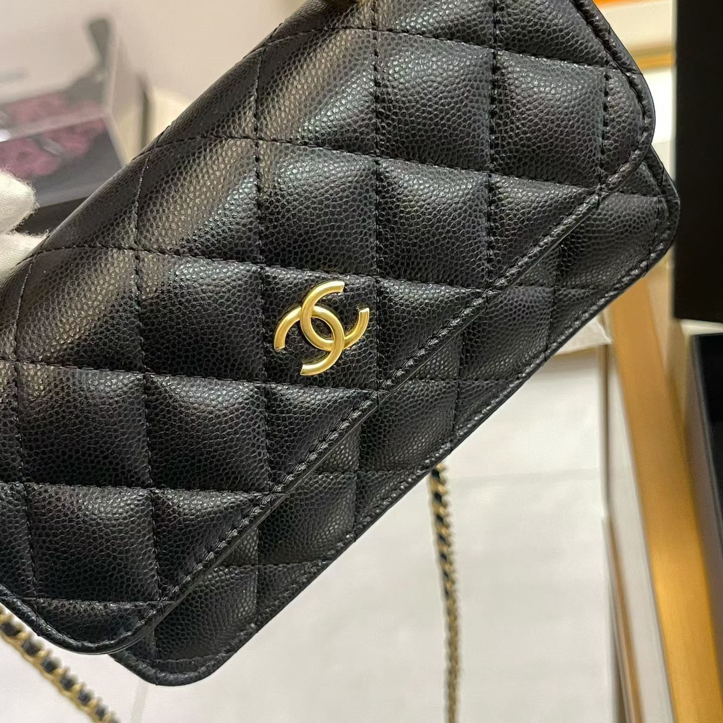 Chanel Pre-loved Bag Very good condition Size ONE SIZE - 7 Thumbnail