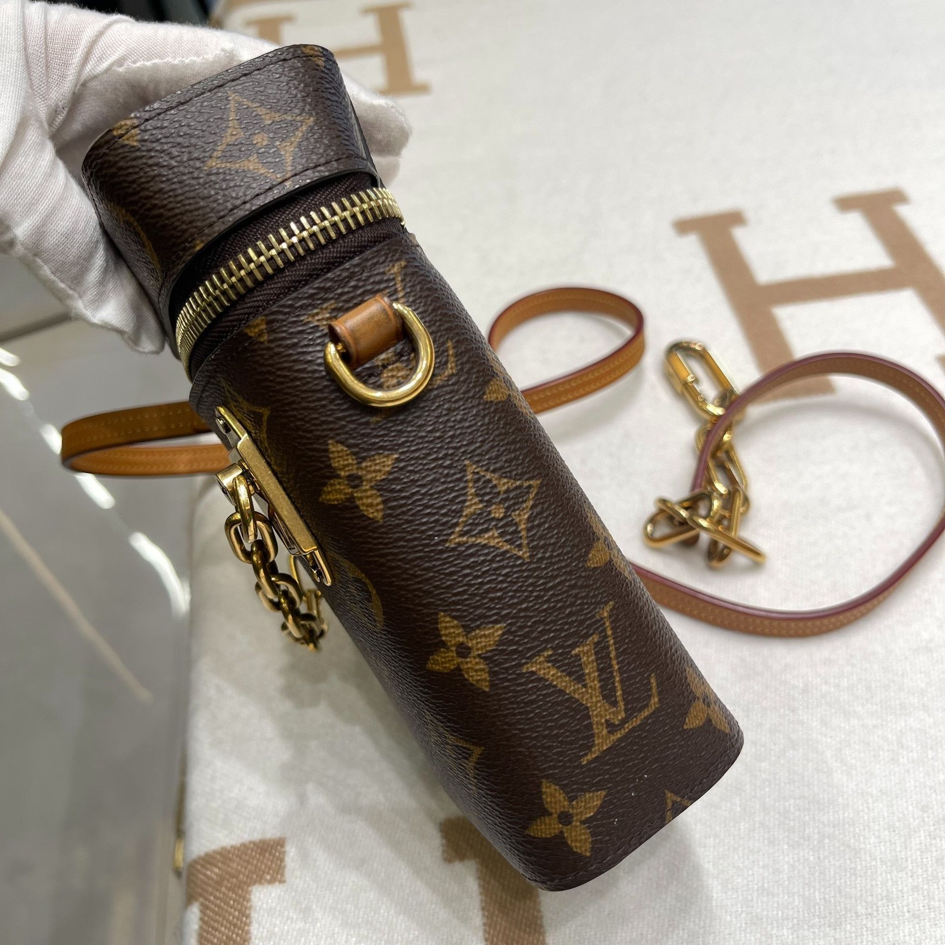 Louis Vuitton Pre-loved Bag Very good condition Size ONE SIZE - 5 Thumbnail