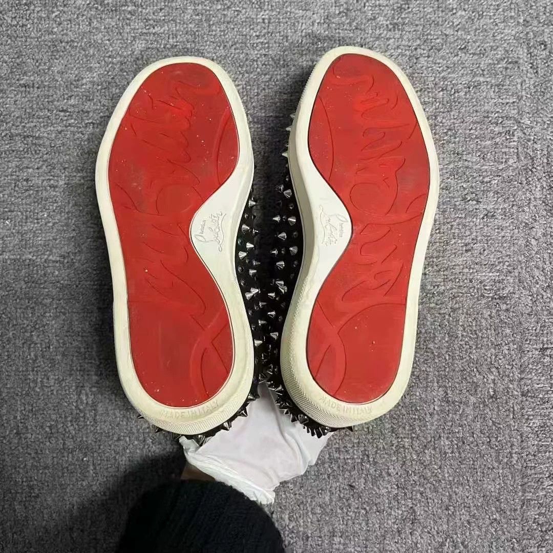 Christian Louboutin Christian Louboutin Black Lowtop Sneakers 35.5 Women Size US 5 / IT 35 - 5 Thumbnail