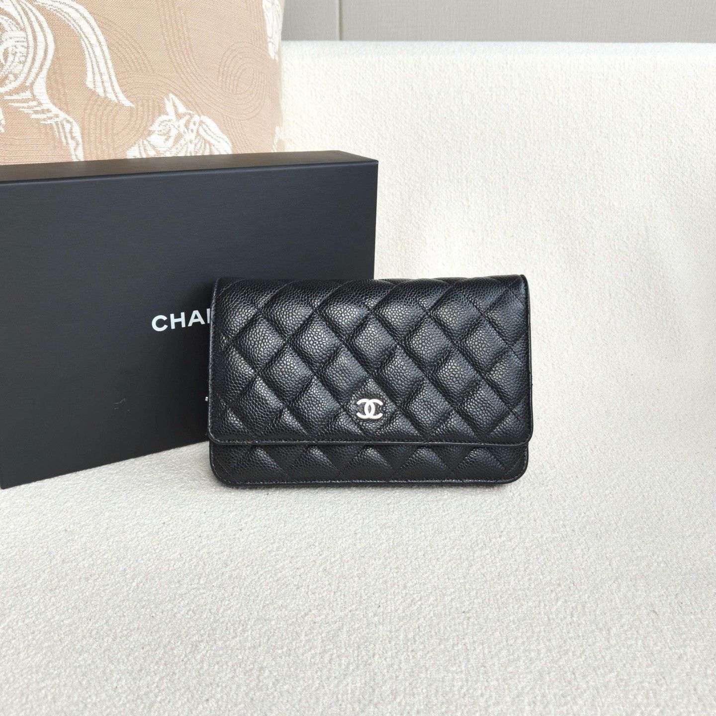 Chanel Pre-loved Bag Very good condition Size ONE SIZE - 2 Thumbnail