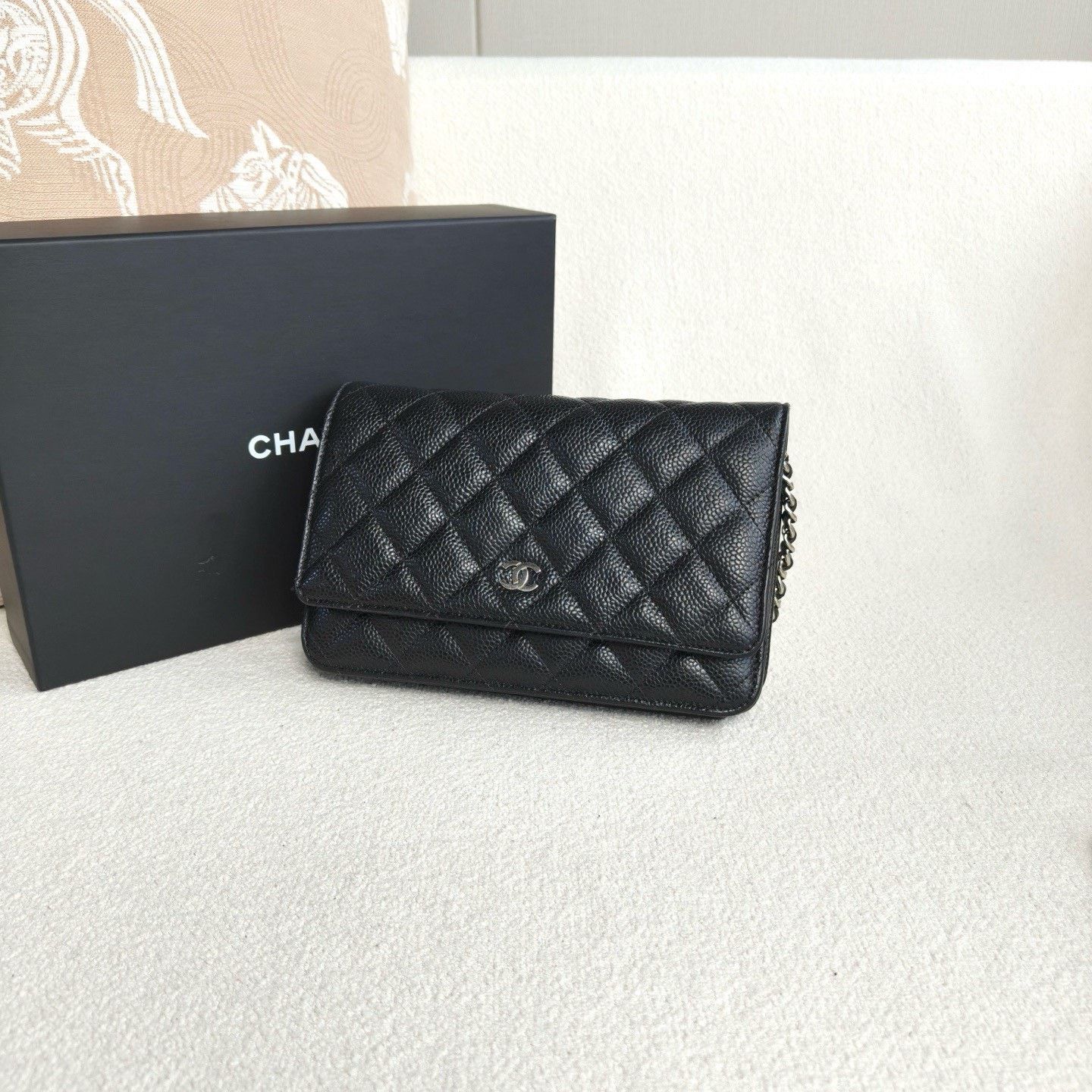 Chanel Pre-loved Bag Very good condition Size ONE SIZE - 4 Thumbnail