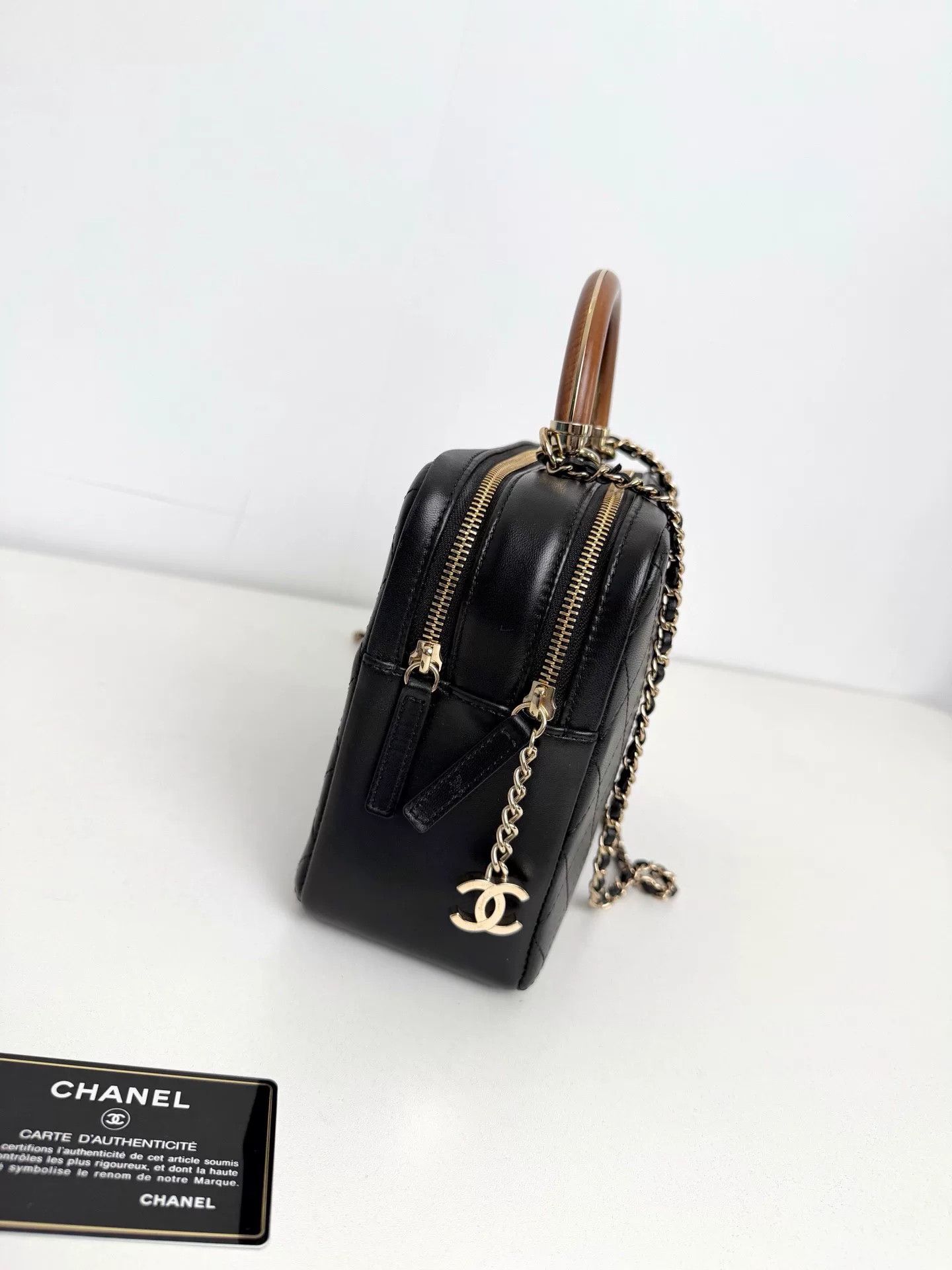 Chanel Pre-loved Bag Very good condition Size ONE SIZE - 5 Thumbnail