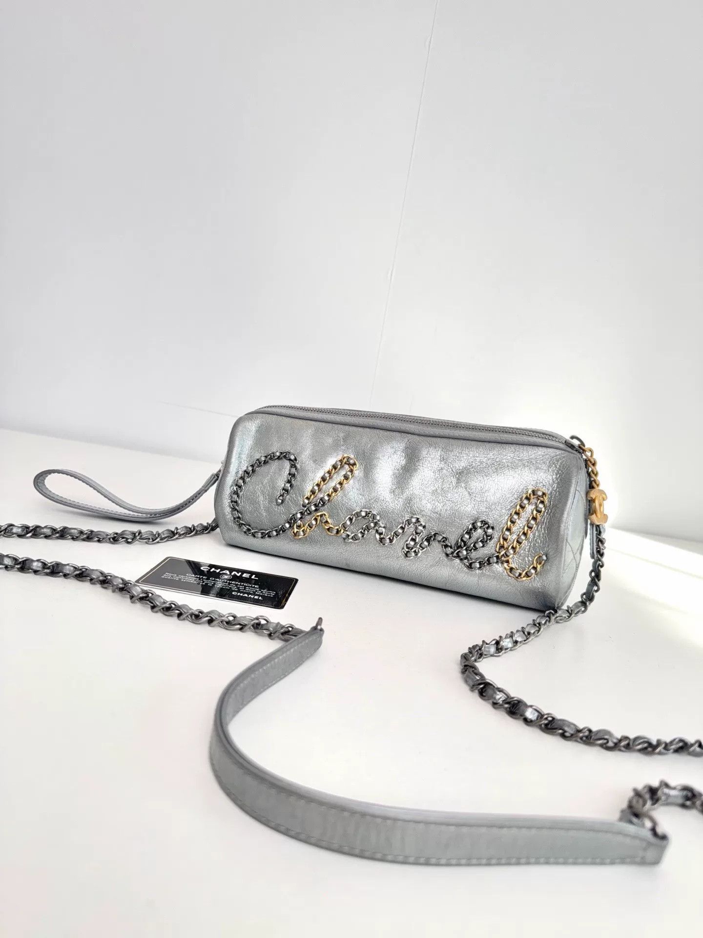 Chanel Pre-loved Bag Very good condition Size ONE SIZE - 5 Thumbnail