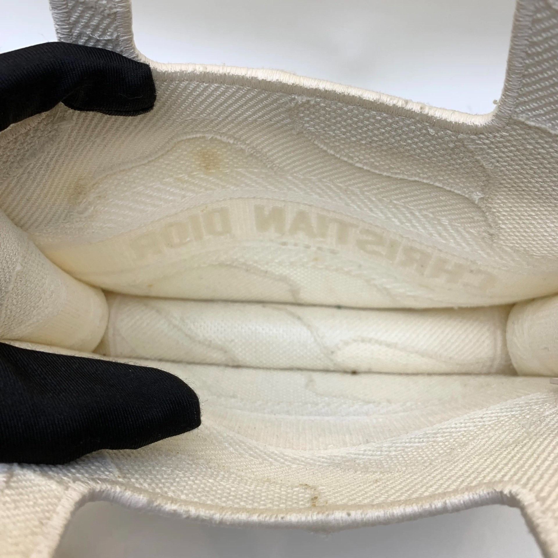 Dior Pre-loved Bag Very good condition Size ONE SIZE - 9 Thumbnail