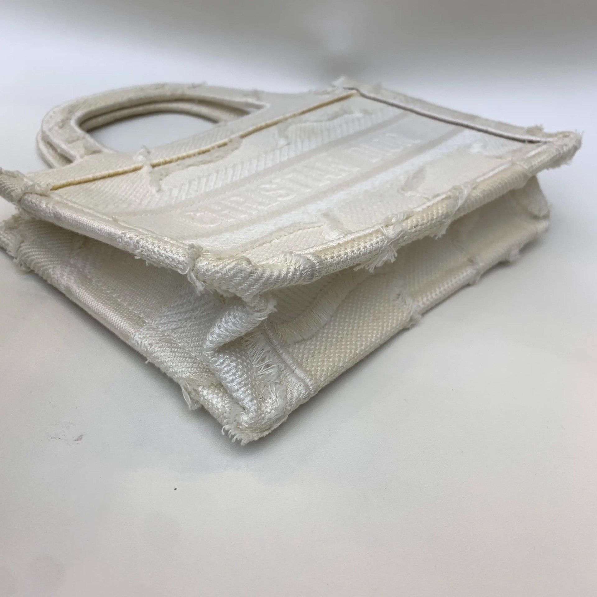 Dior Pre-loved Bag Very good condition Size ONE SIZE - 6 Thumbnail