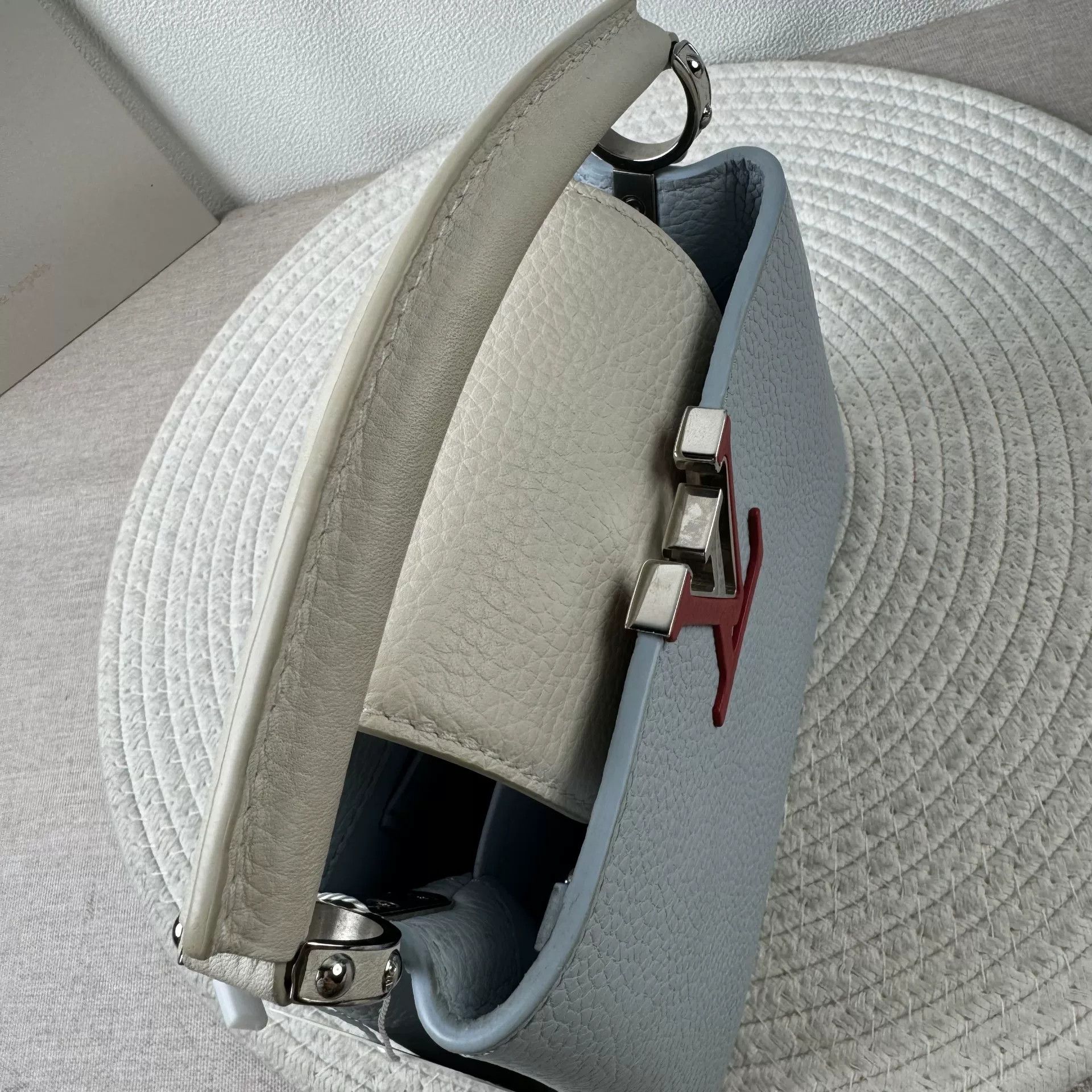 Louis Vuitton Pre-loved Bag Very good condition Size ONE SIZE - 5 Thumbnail
