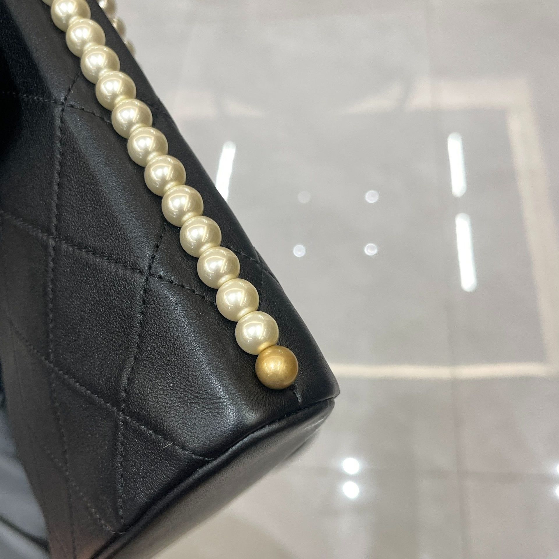 Chanel Pre-loved Bag Very good condition Size ONE SIZE - 3 Thumbnail