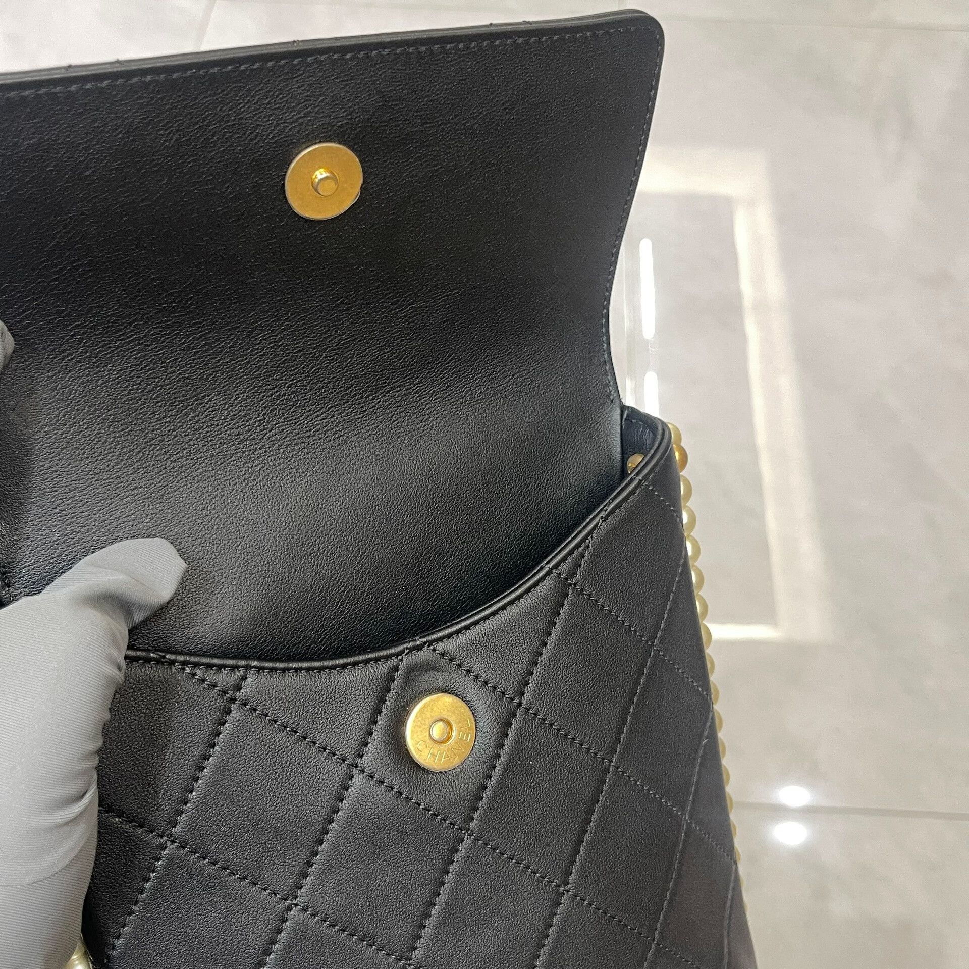 Chanel Pre-loved Bag Very good condition Size ONE SIZE - 8 Thumbnail