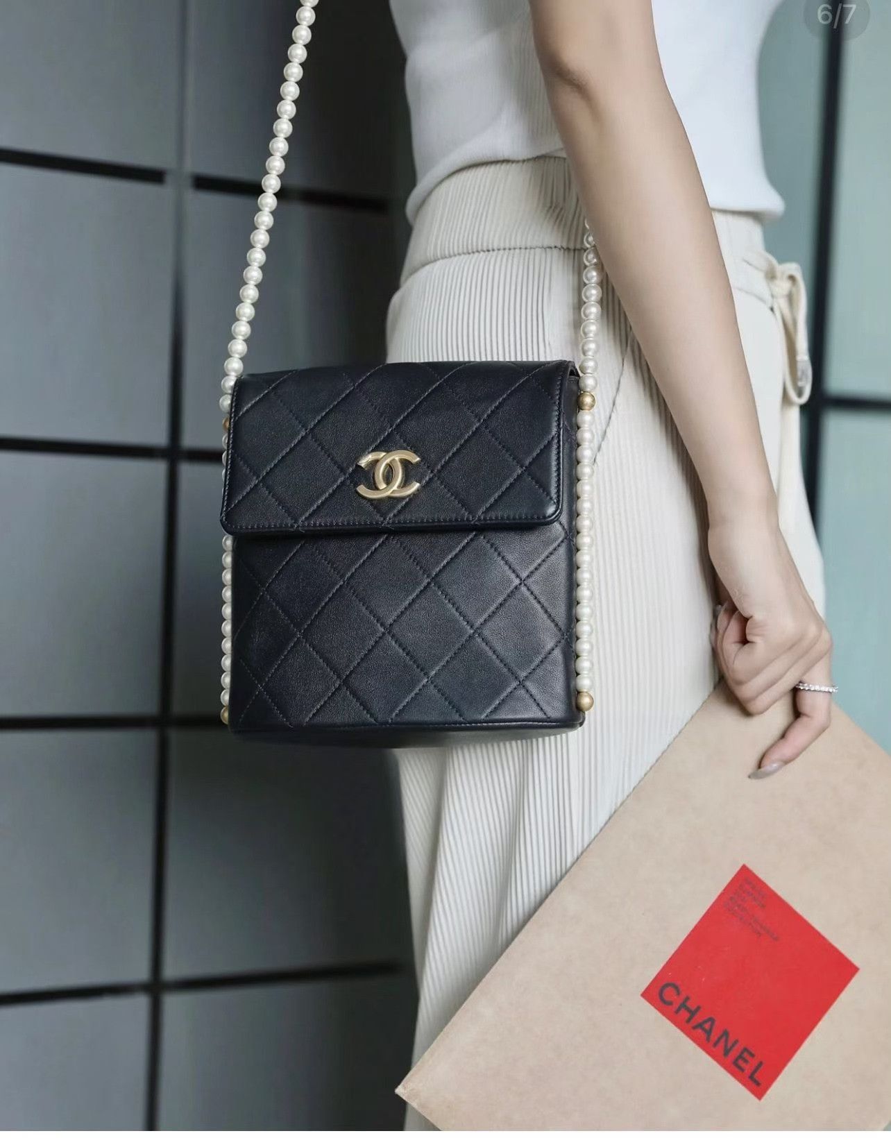 Chanel Pre-loved Bag Very good condition Size ONE SIZE - 2 Thumbnail