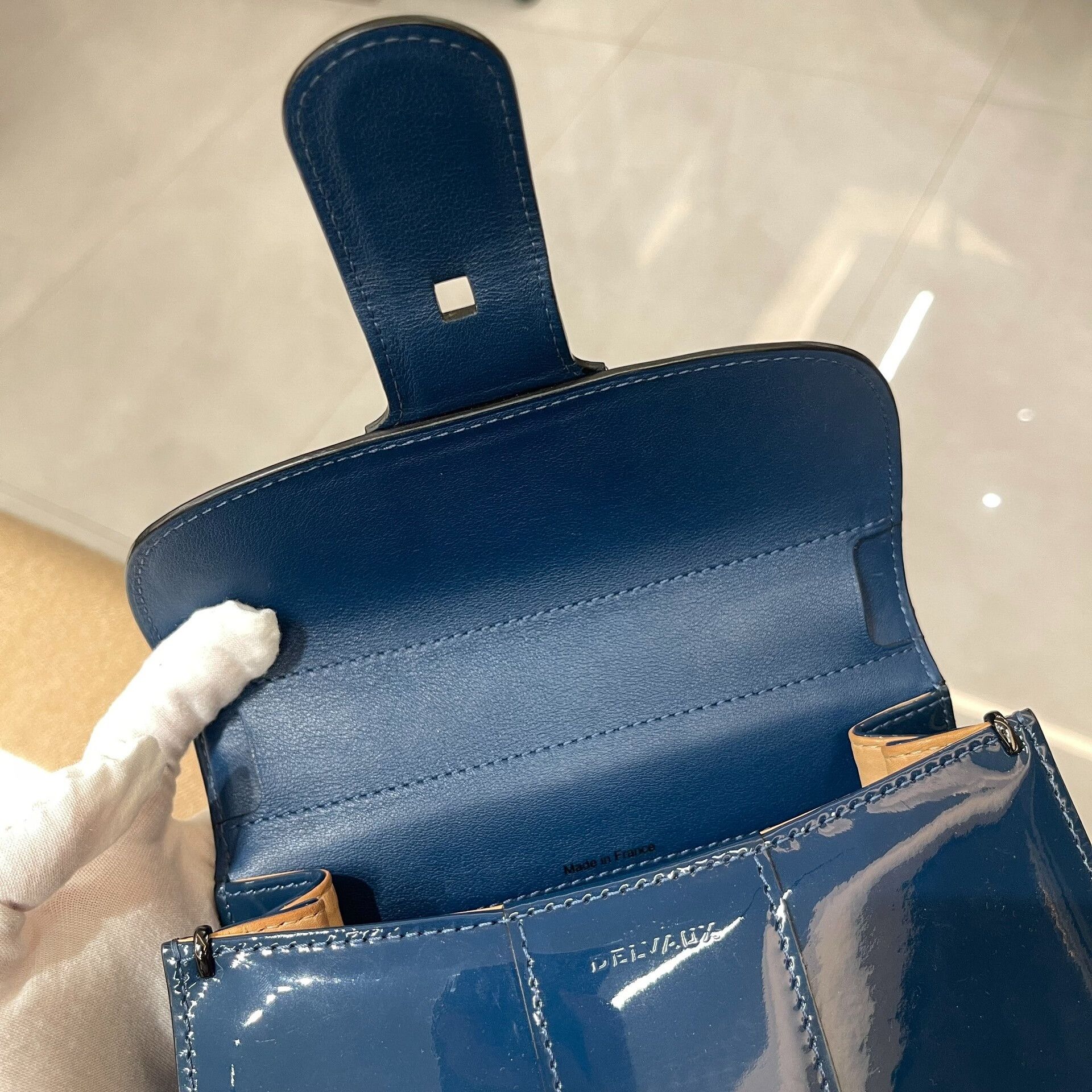 Louis Vuitton Pre-loved Bag Very good condition Size ONE SIZE - 9 Thumbnail