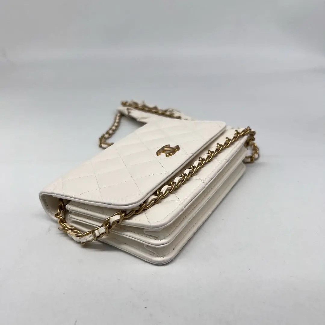 Chanel Pre-loved Bag Very good condition Size ONE SIZE - 5 Thumbnail