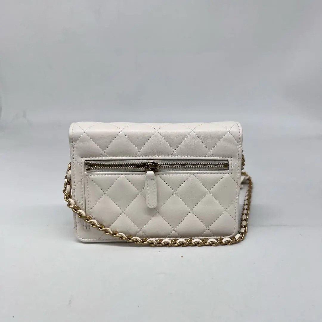 Chanel Pre-loved Bag Very good condition Size ONE SIZE - 4 Thumbnail