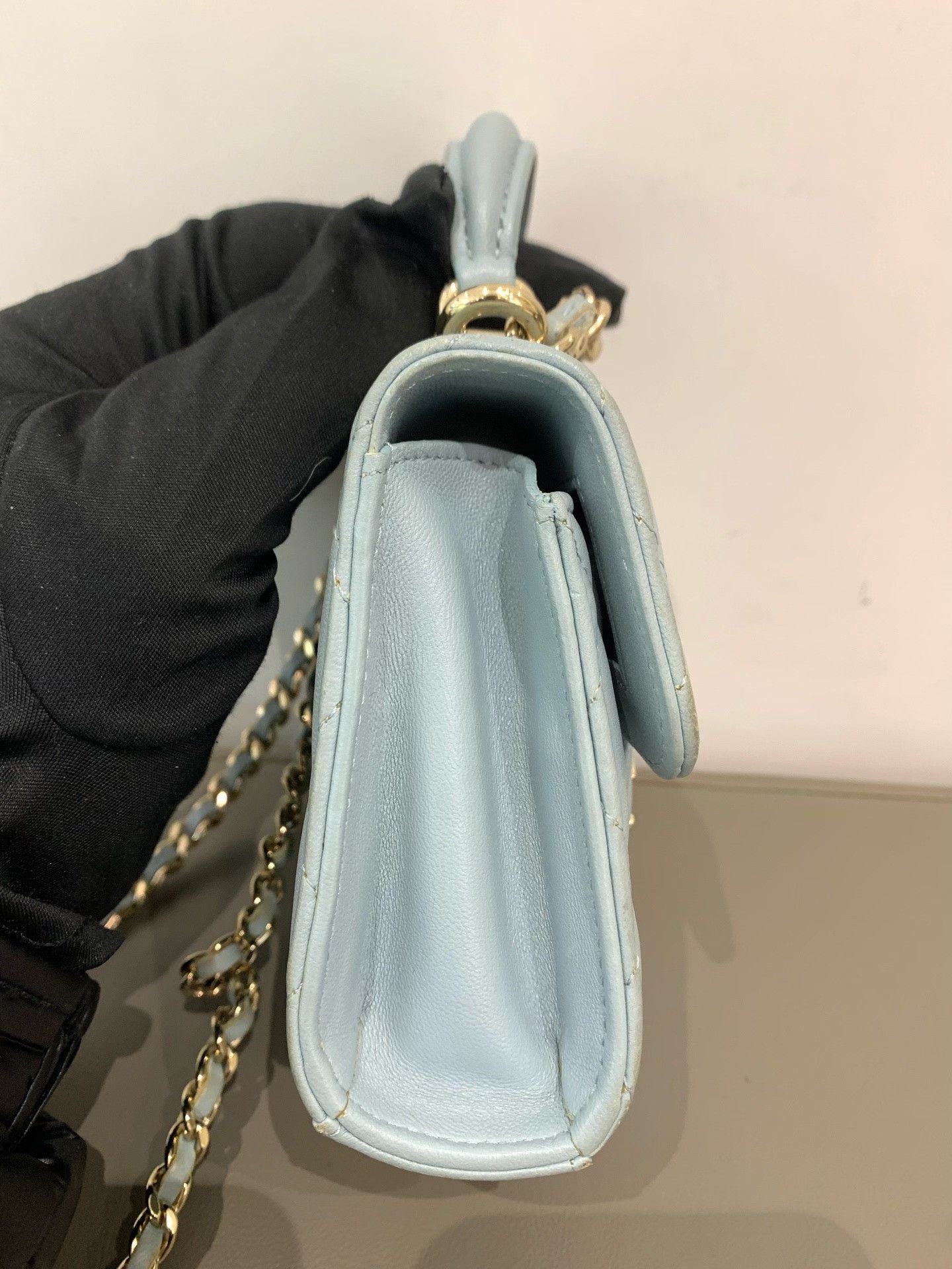 Chanel Pre-loved Bag Very good condition Size ONE SIZE - 4 Thumbnail
