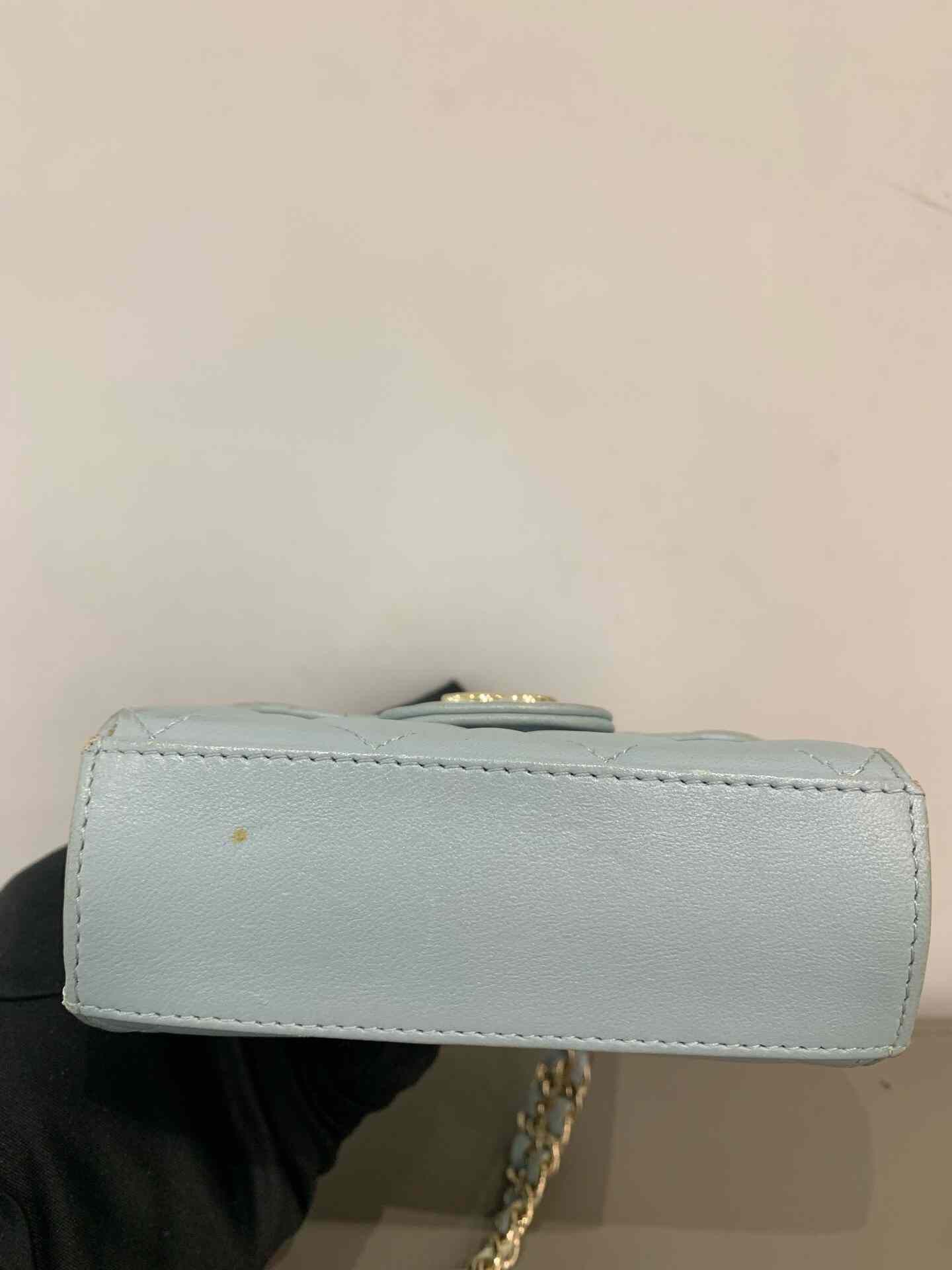 Chanel Pre-loved Bag Very good condition Size ONE SIZE - 5 Thumbnail