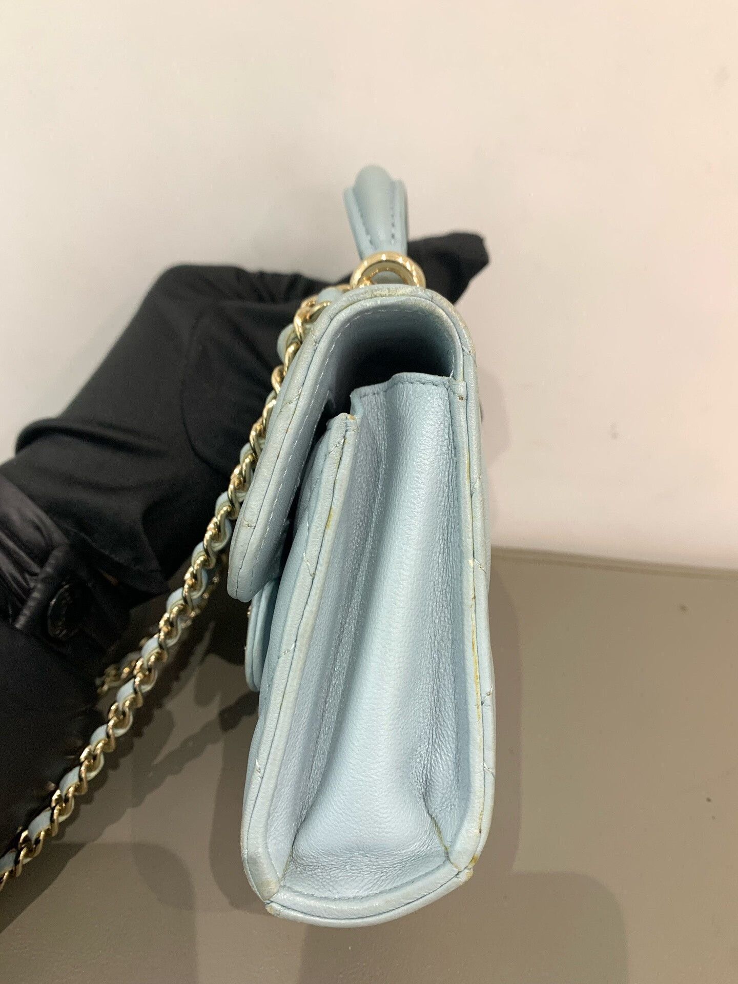 Chanel Pre-loved Bag Very good condition Size ONE SIZE - 2 Thumbnail