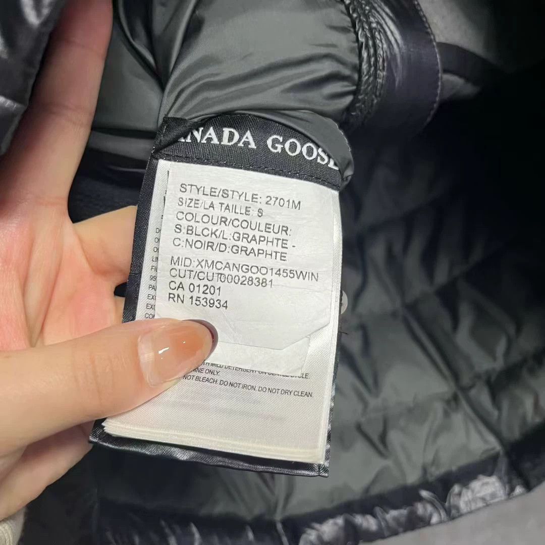 Canada Goose Canada Goose Black Down Jacket S Women Size S / US 4 / IT 40 - 3 Thumbnail