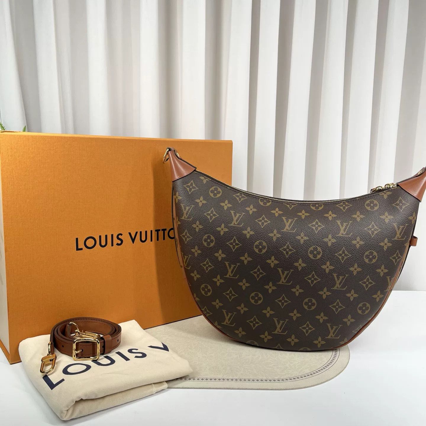 Louis Vuitton Pre-loved Bag Very good condition Size ONE SIZE - 2 Thumbnail