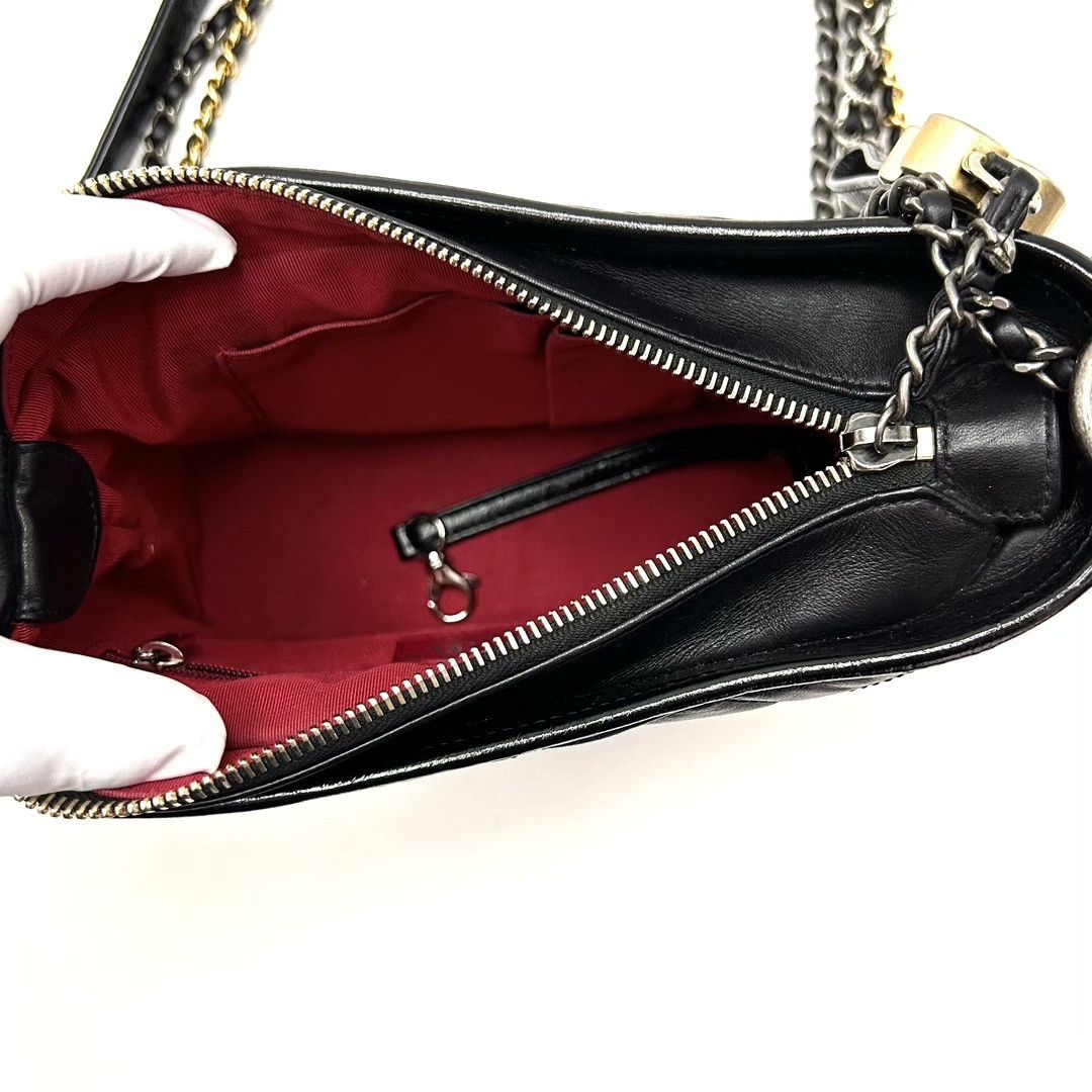 Chanel Pre-loved Bag Very good condition Size ONE SIZE - 6 Thumbnail