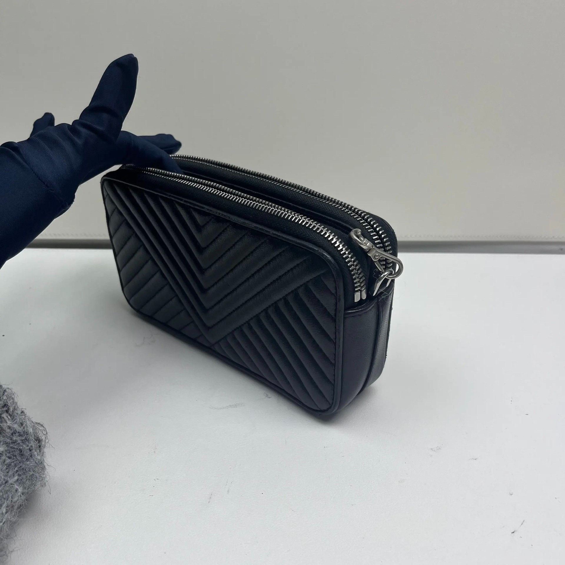 Prada Pre-loved Bag Very good condition Size ONE SIZE - 6 Thumbnail