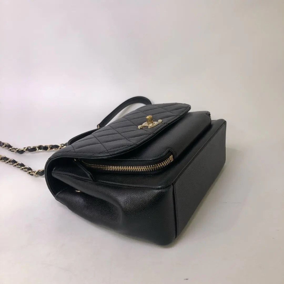 Chanel Pre-loved Bag Very good condition Size ONE SIZE - 5 Thumbnail