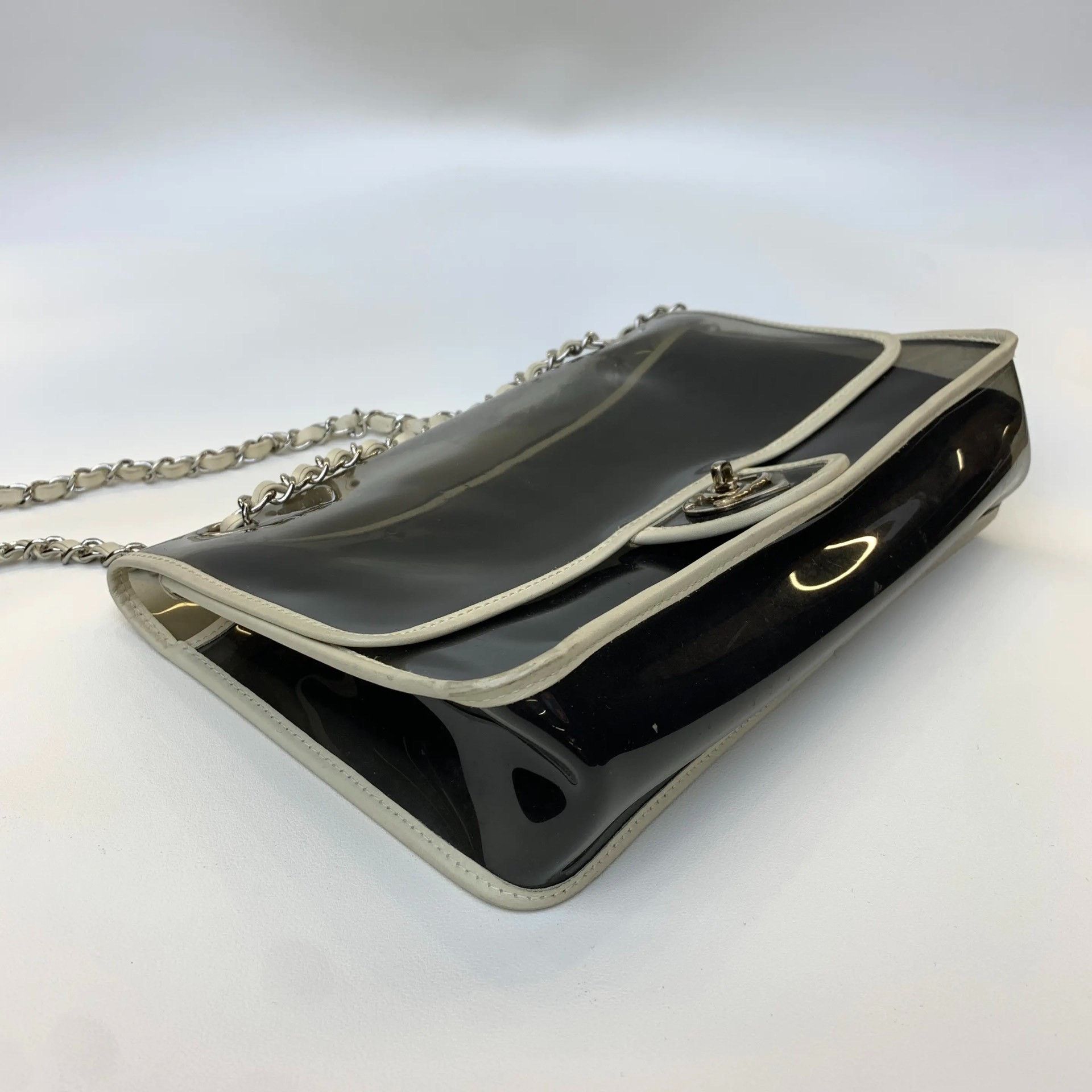 Chanel Pre-loved Bag Very good condition Size ONE SIZE - 6 Thumbnail