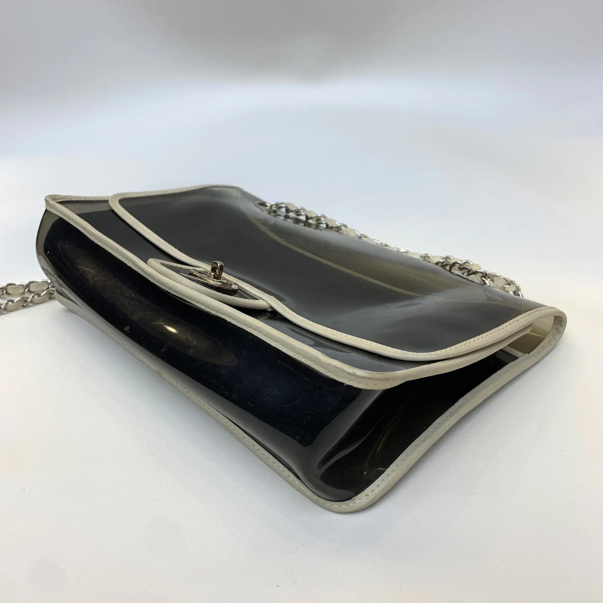 Chanel Pre-loved Bag Very good condition Size ONE SIZE - 7 Thumbnail