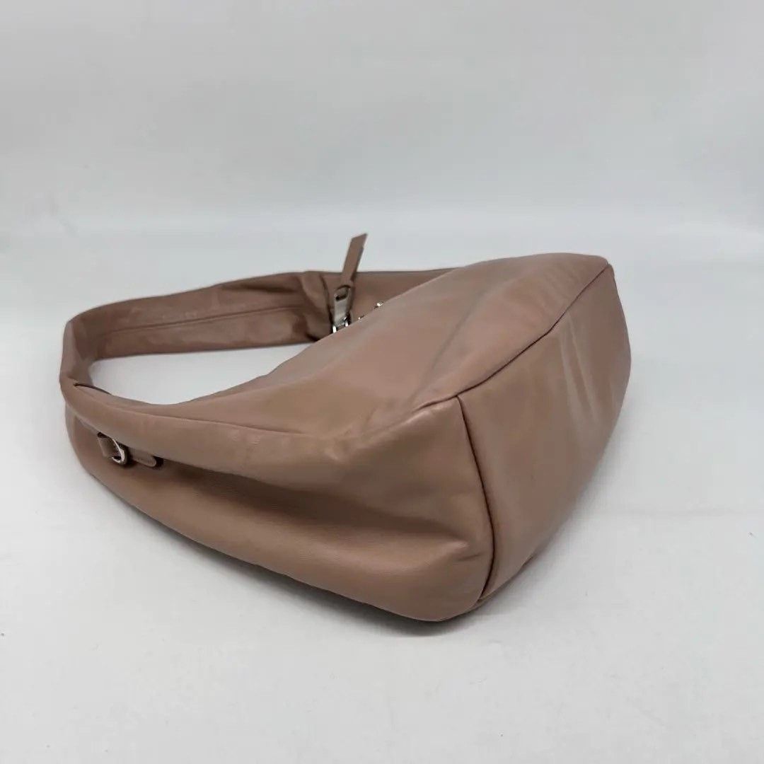 Prada Pre-loved Bag Very good condition Size ONE SIZE - 7 Thumbnail